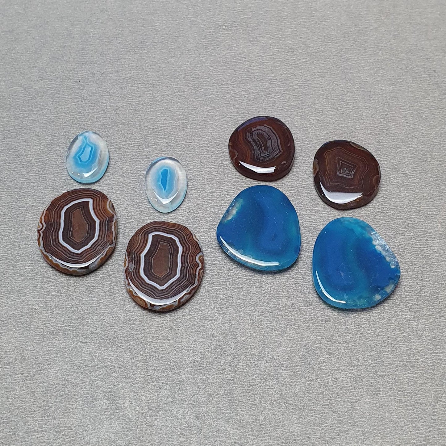 BOTSWANA AGATE Gemstone Cabochon : Natural Color Enhanced Bi-Color Agate Uneven Shape 8pcs Set