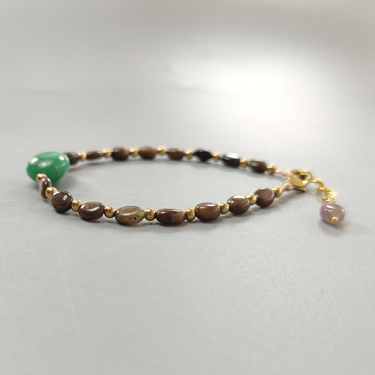 41.75cts Natural Sapphire Green Chrysoprase Plain Beads Oval Brass Bracelet 6.50"