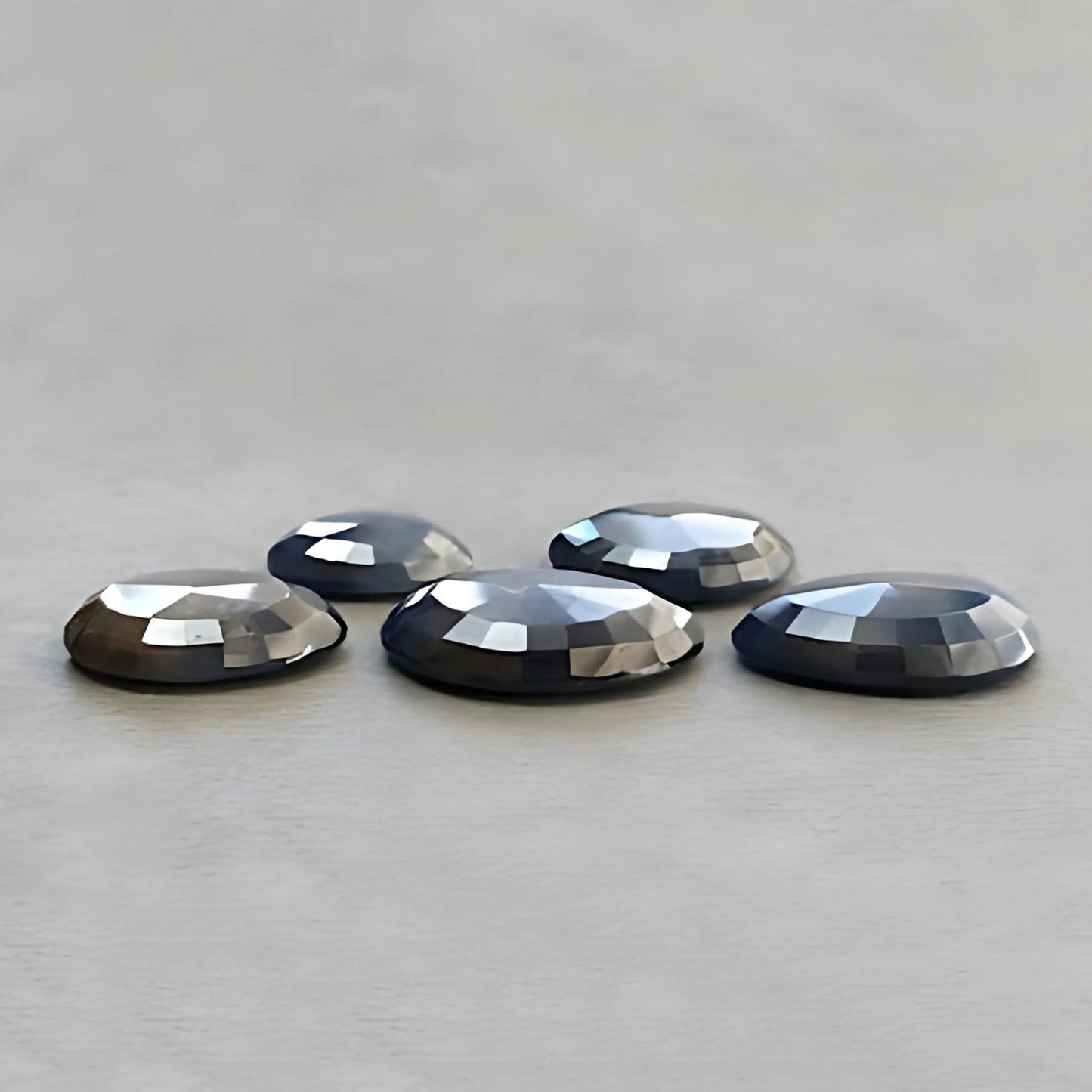 ノーマルカットサファイア