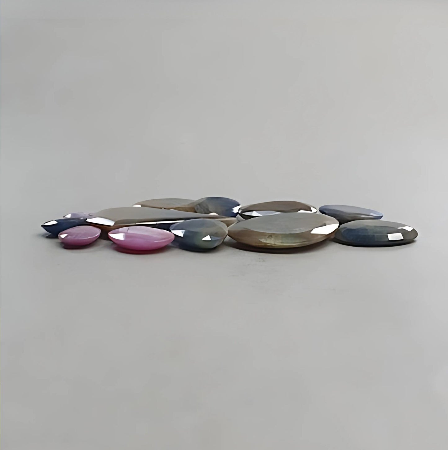 宝飾品用のサファイア