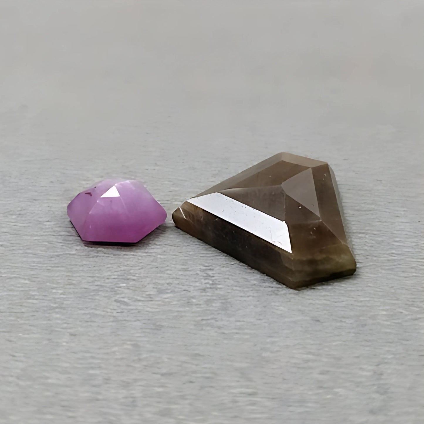 天然未经处理的蓝宝石