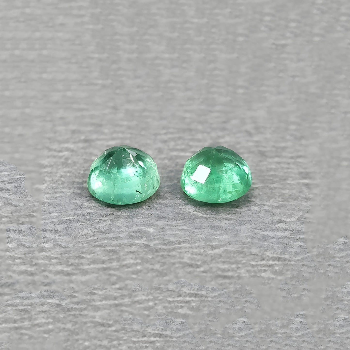 宝石用のエメラルド