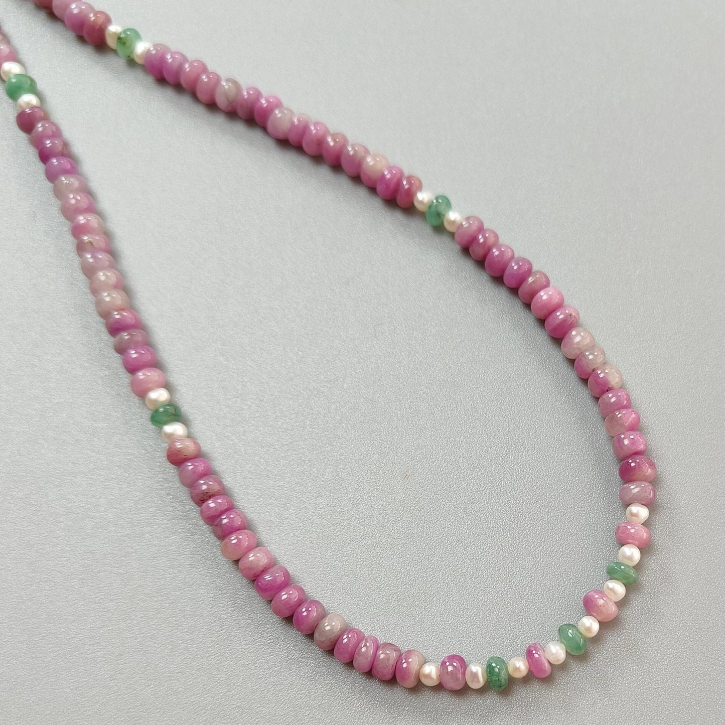 Zoisite Ruby Gemstone Beads Necklace: 19.65gms Natural Untreated Ruby, White Pearl & Emerald Plain Rondelle Brass Necklace 4.5mm - 5mm 18"