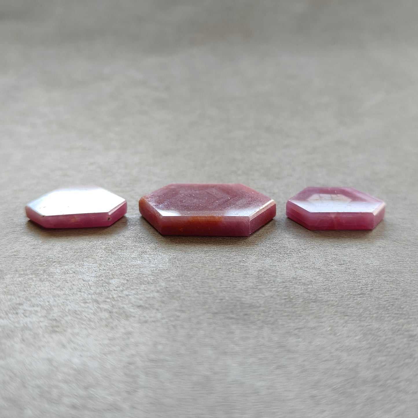 Rosemary Sapphire Gemstone Flat Slices : 68.38cts Natural Untreated Pink Sheen Sapphire Hexagon Shape 20*15mm - 28*21mm 3pcs