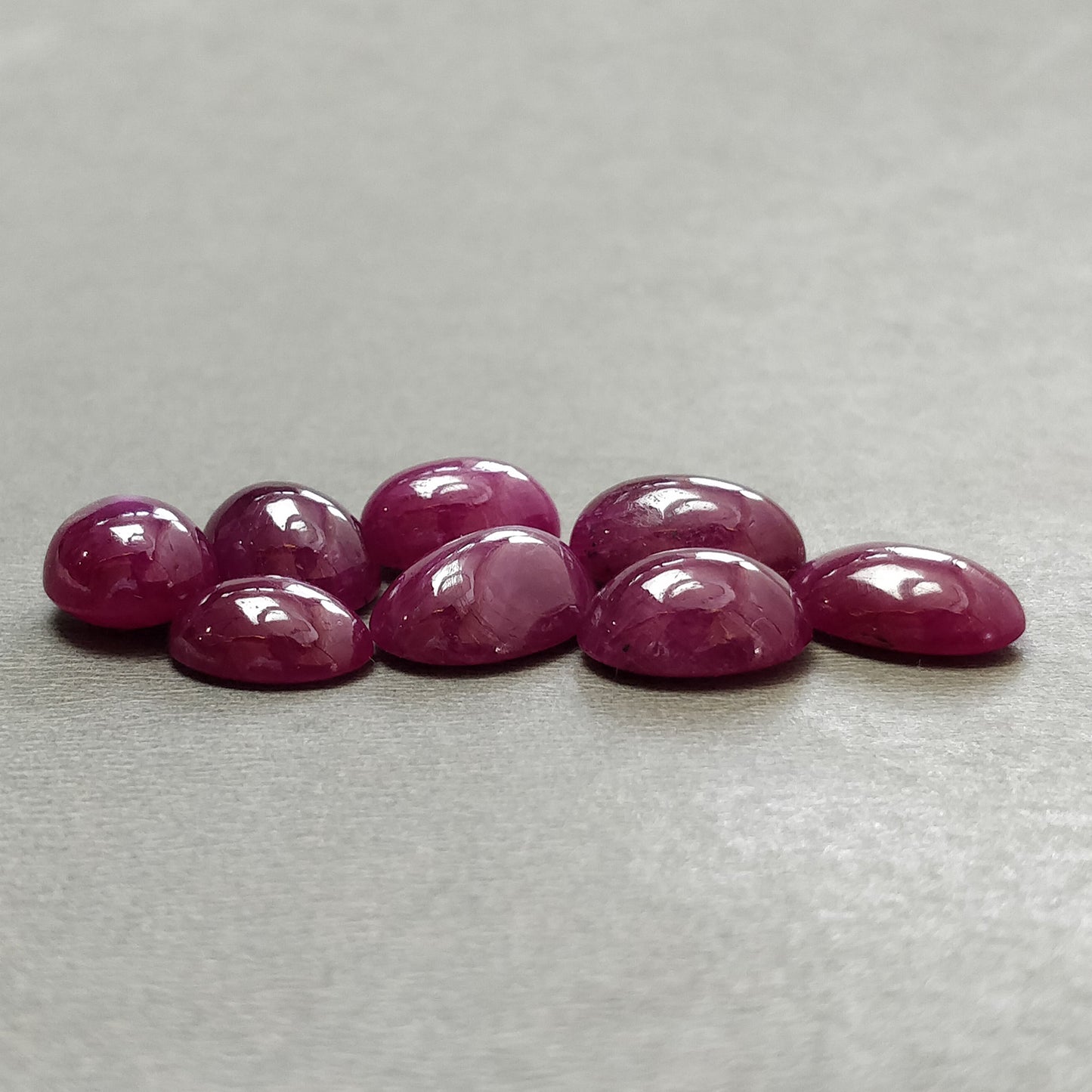 Ruby Gemstone Cabochon : 59.40cts Natural Untreated Unheated Red Ruby Oval Shape 11*9mm - 15*11mm 8pcs Set