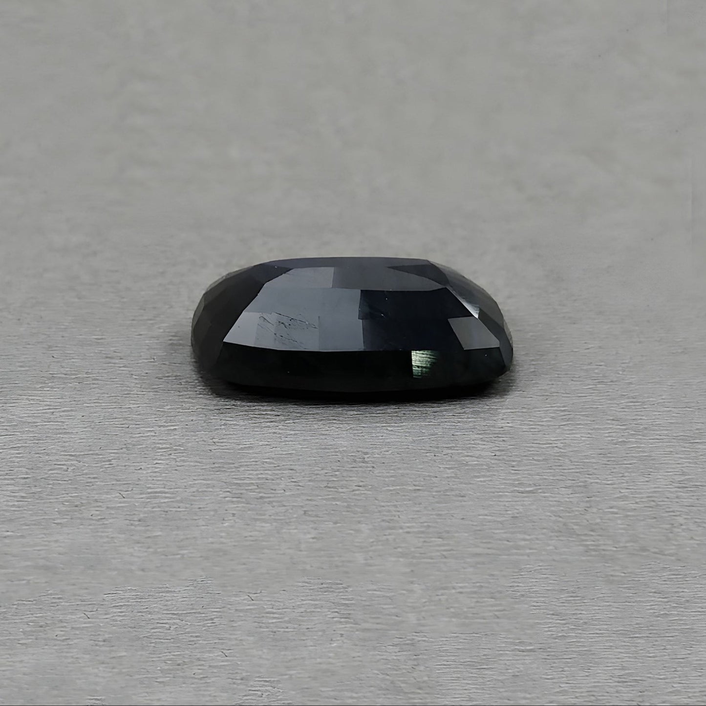 Labradorita africana