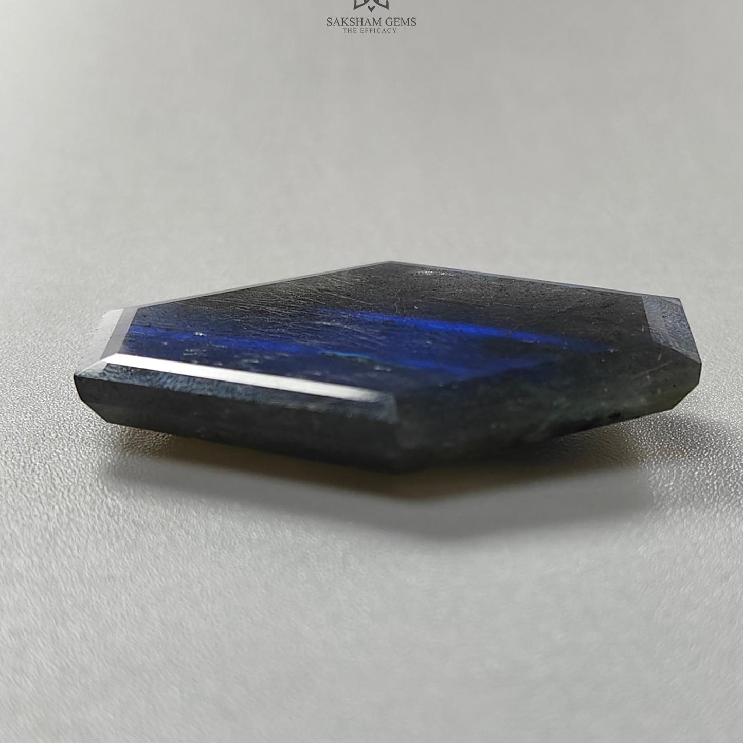 Labradorite Cabochon Fancy Cut: 45.00cts Natural Untreated Unheated Blue Labradorite Uneven Shape 1pc For Jewelry 39*26mm