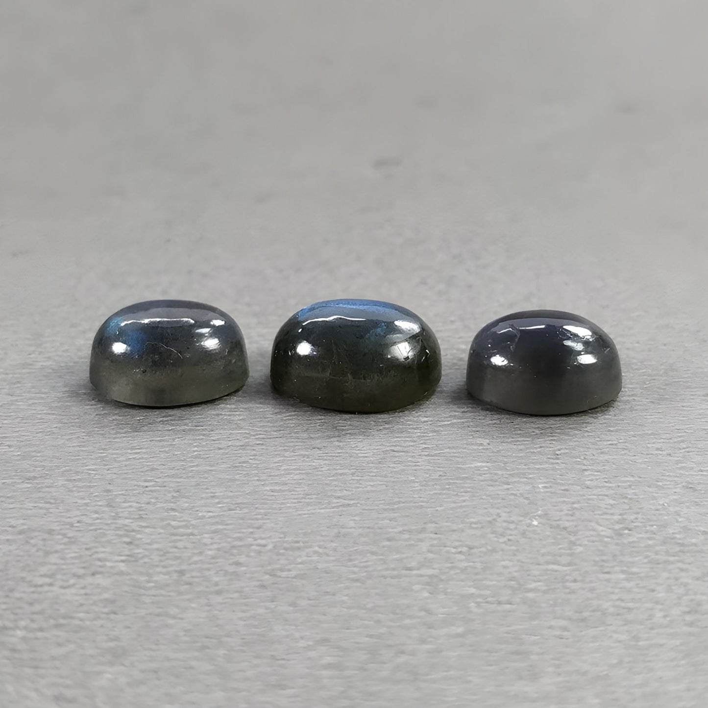 حجر اللابرادوريت للمجوهرات