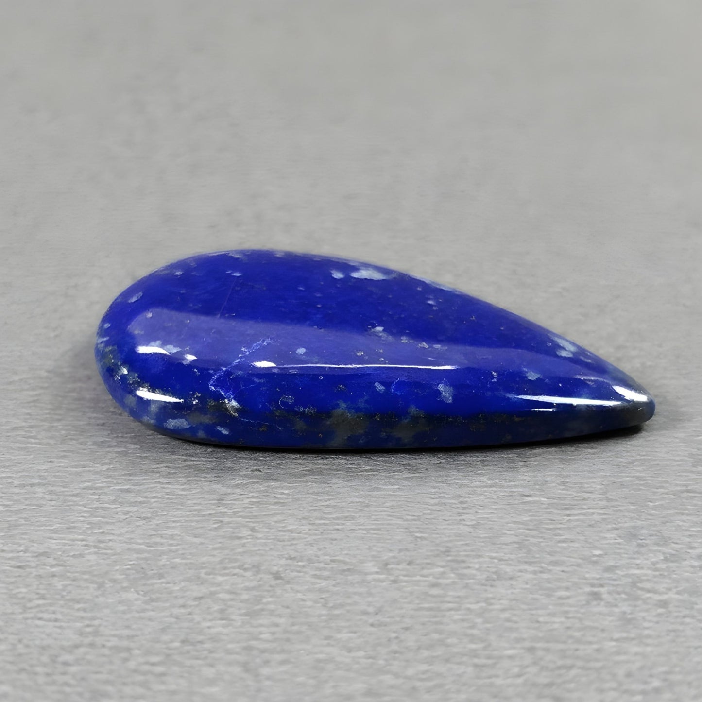 Lapislazuli-Cabochon-Edelstein