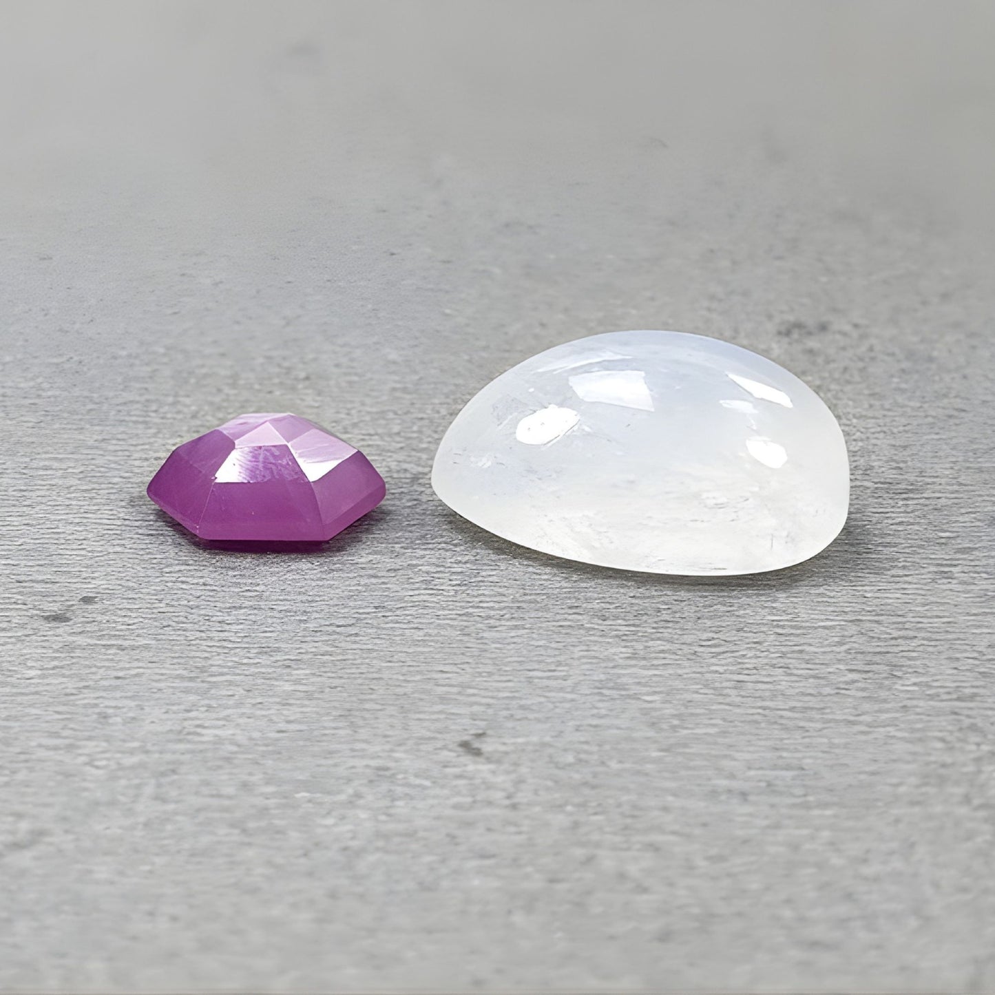 12.80cts Rainbow Moonstone, Sapphire Gemstone Natural Untreated Cabochon Pear Shape