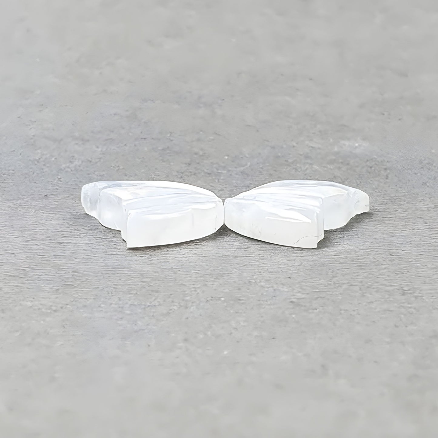 pierre de lune arc-en-ciel naturelle