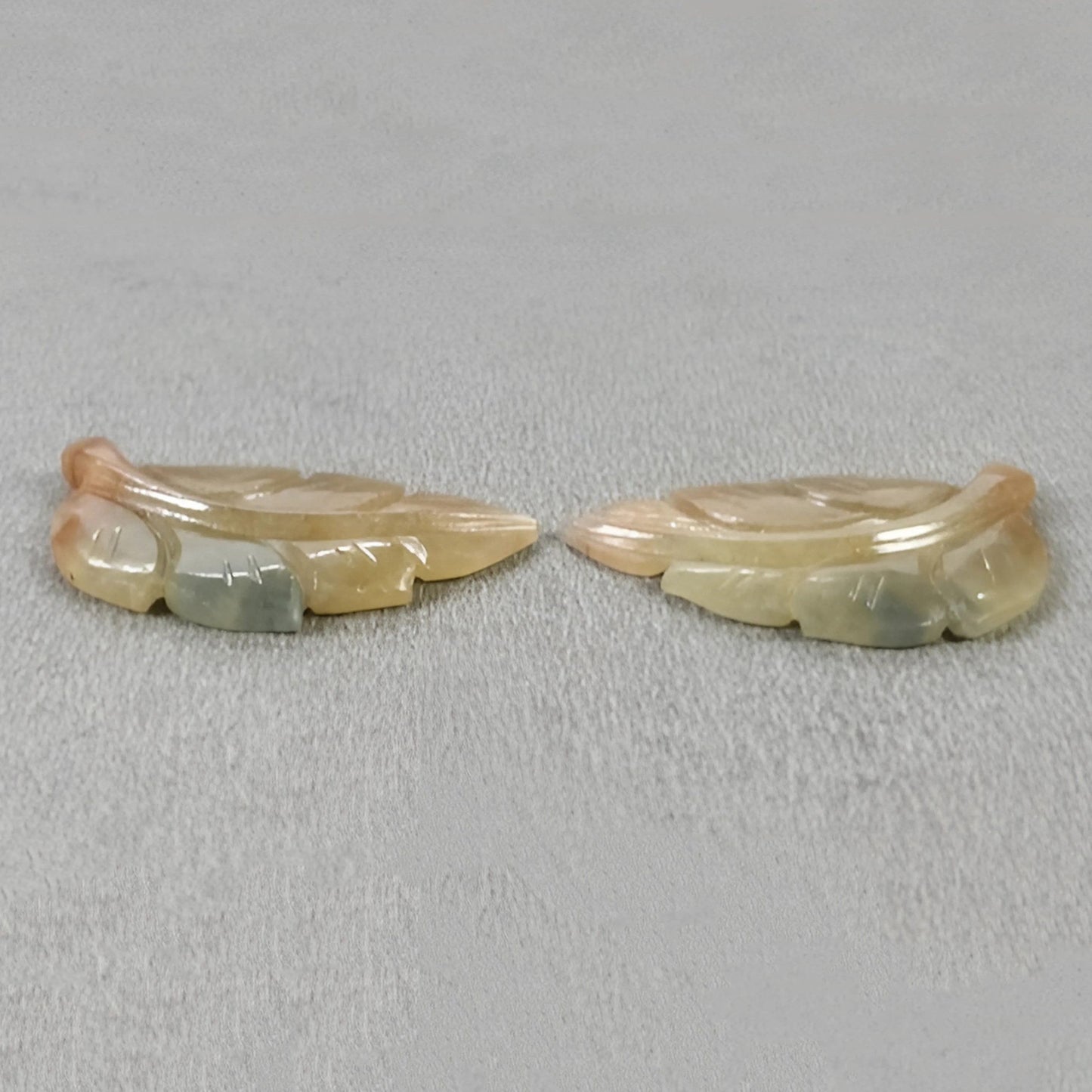 نحت الياقوت الطبيعي