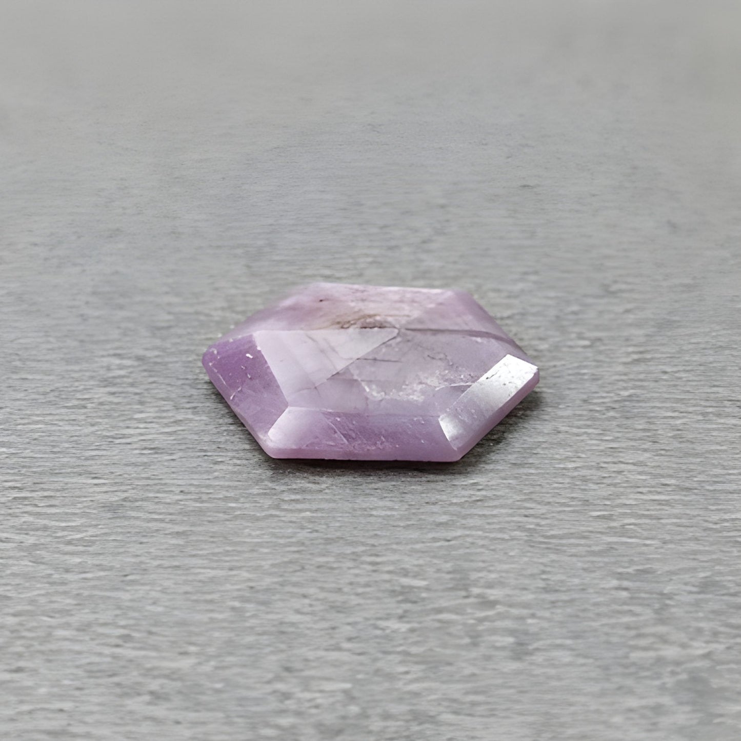 pietra portafortuna di settembre