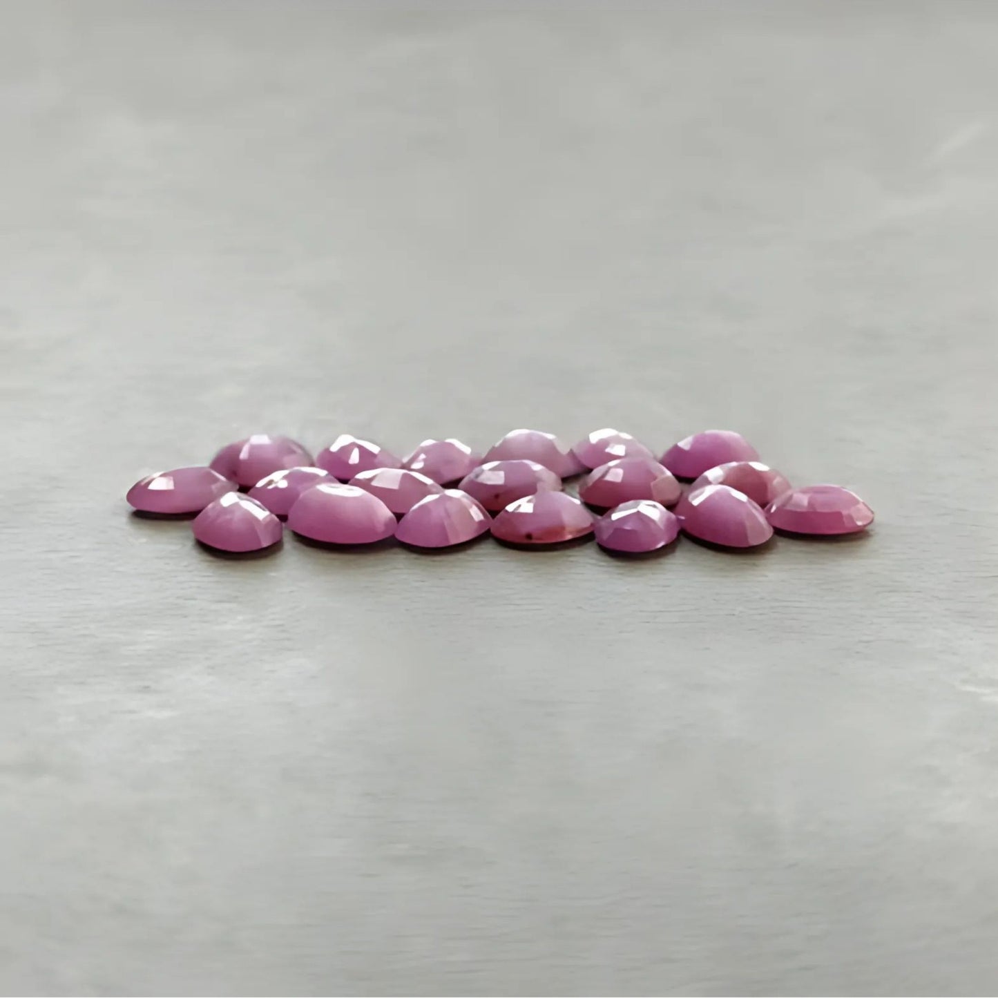 Saphir rose taille ovale