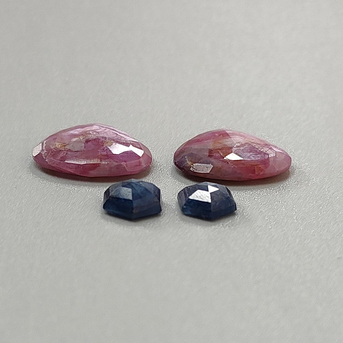 Raspberry Pink, Blue Sapphire Gemstone Faceted Cut: 26.30cts Natural Untreated Sapphire Heart, Hexagon Shape 9*8mm - 18*16mm 4pcs Set