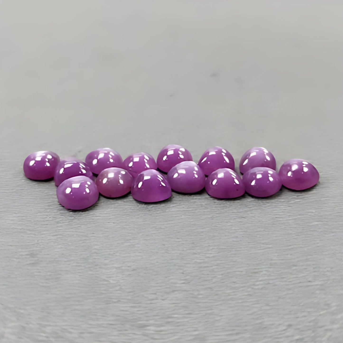 cabochon di zaffiro rosa naturale non trattato