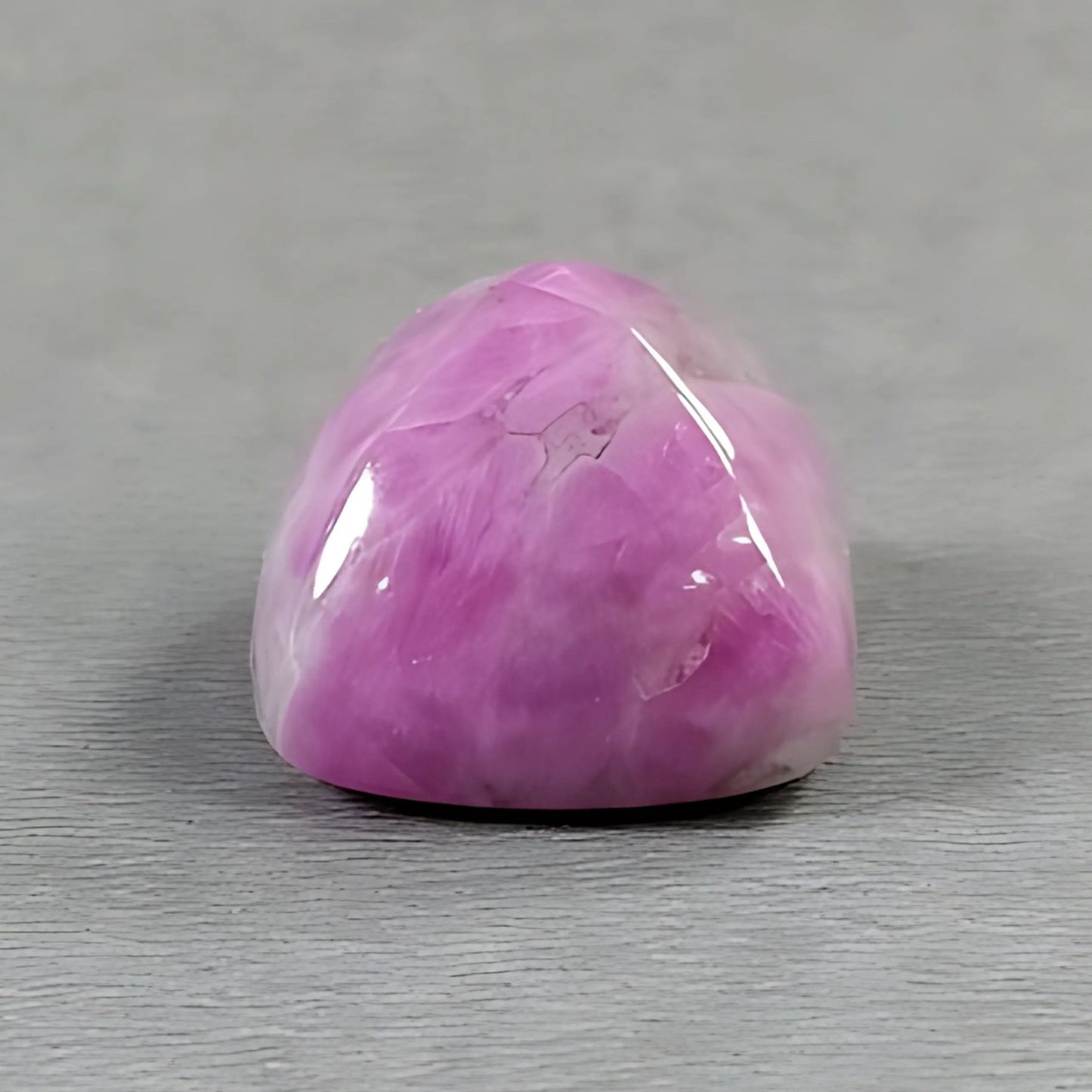 天然サファイア(未処理)カボション