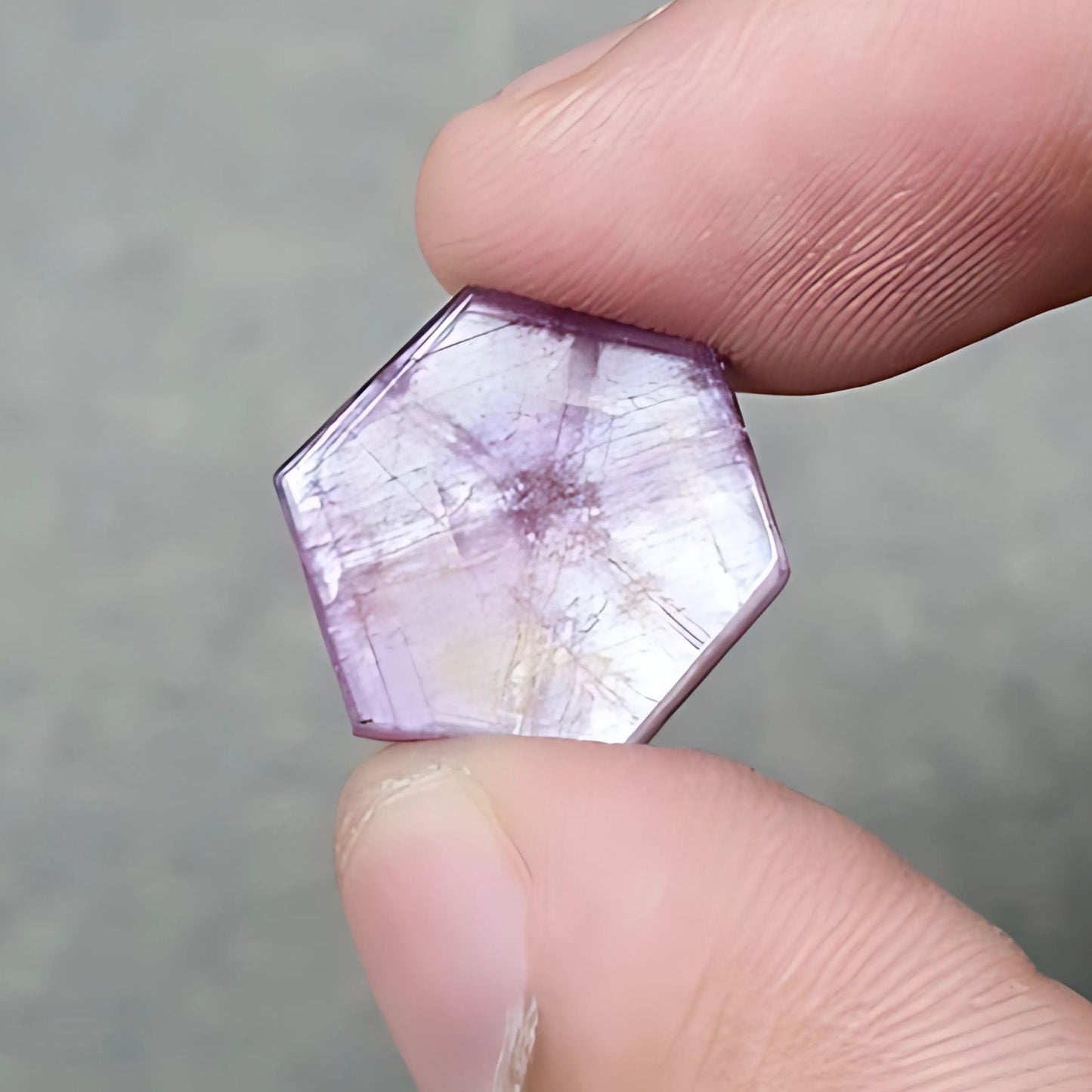 zaffiro rosa naturale non trattato