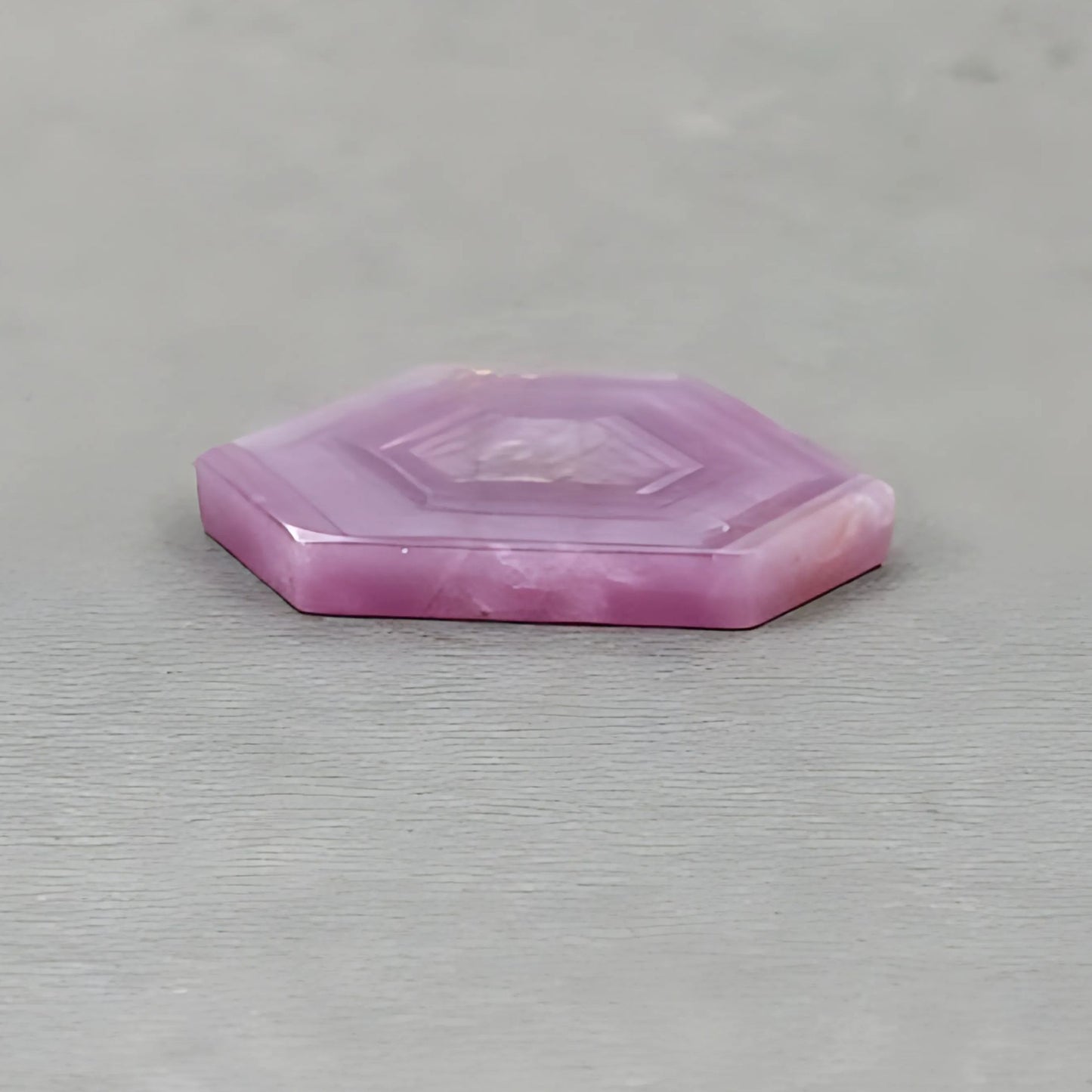 zaffiro rosa naturale