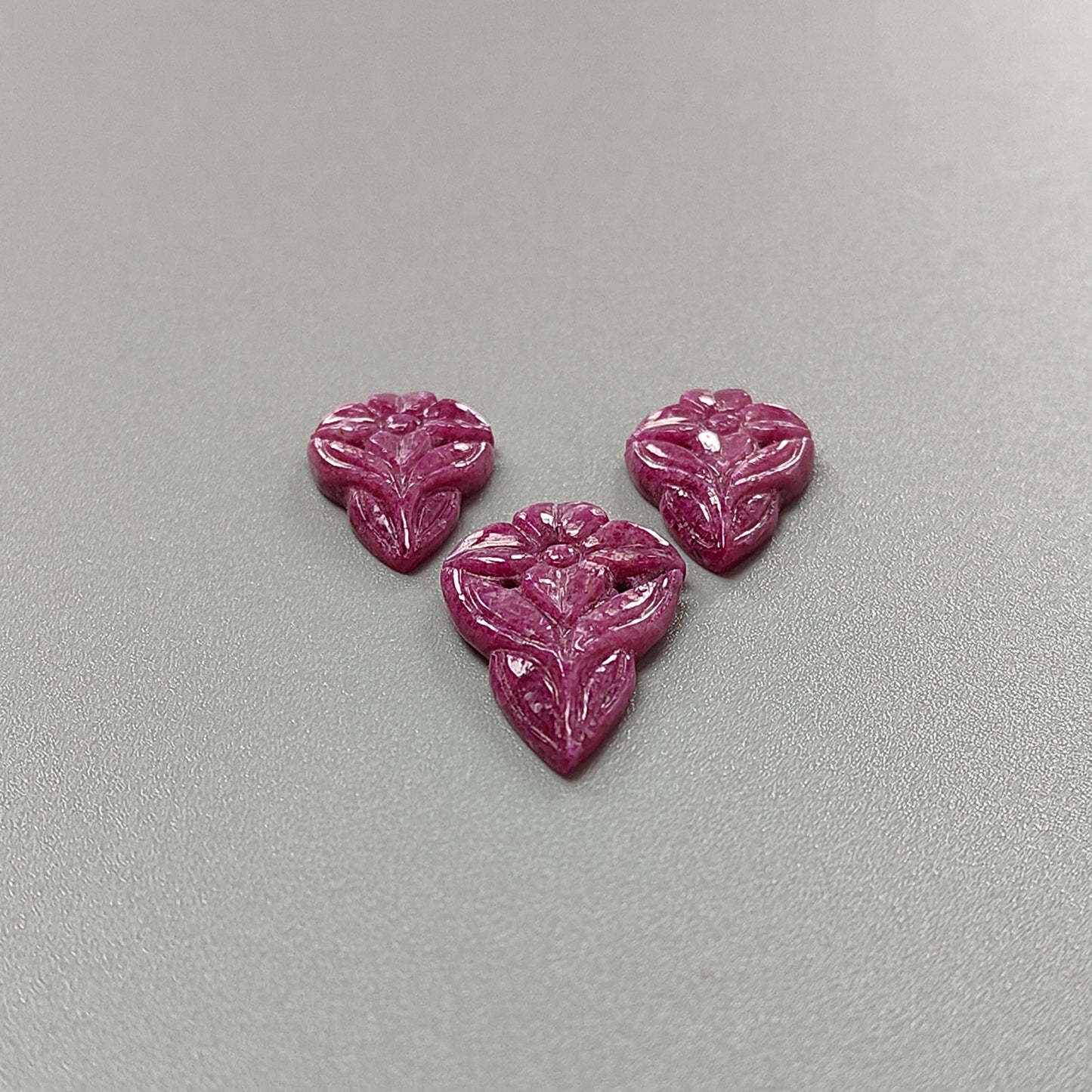 Ruby Gemstone Carving : 39.50cts Natural Untreated Unheated Red Ruby Hand Carved Pear Shape 23*14mm - 30*17mm 3pc Set For Jewelry
