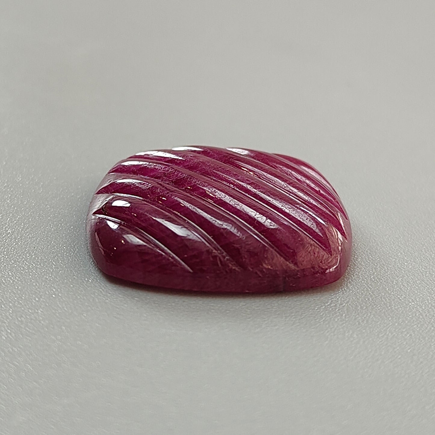 天然ルビー宝石