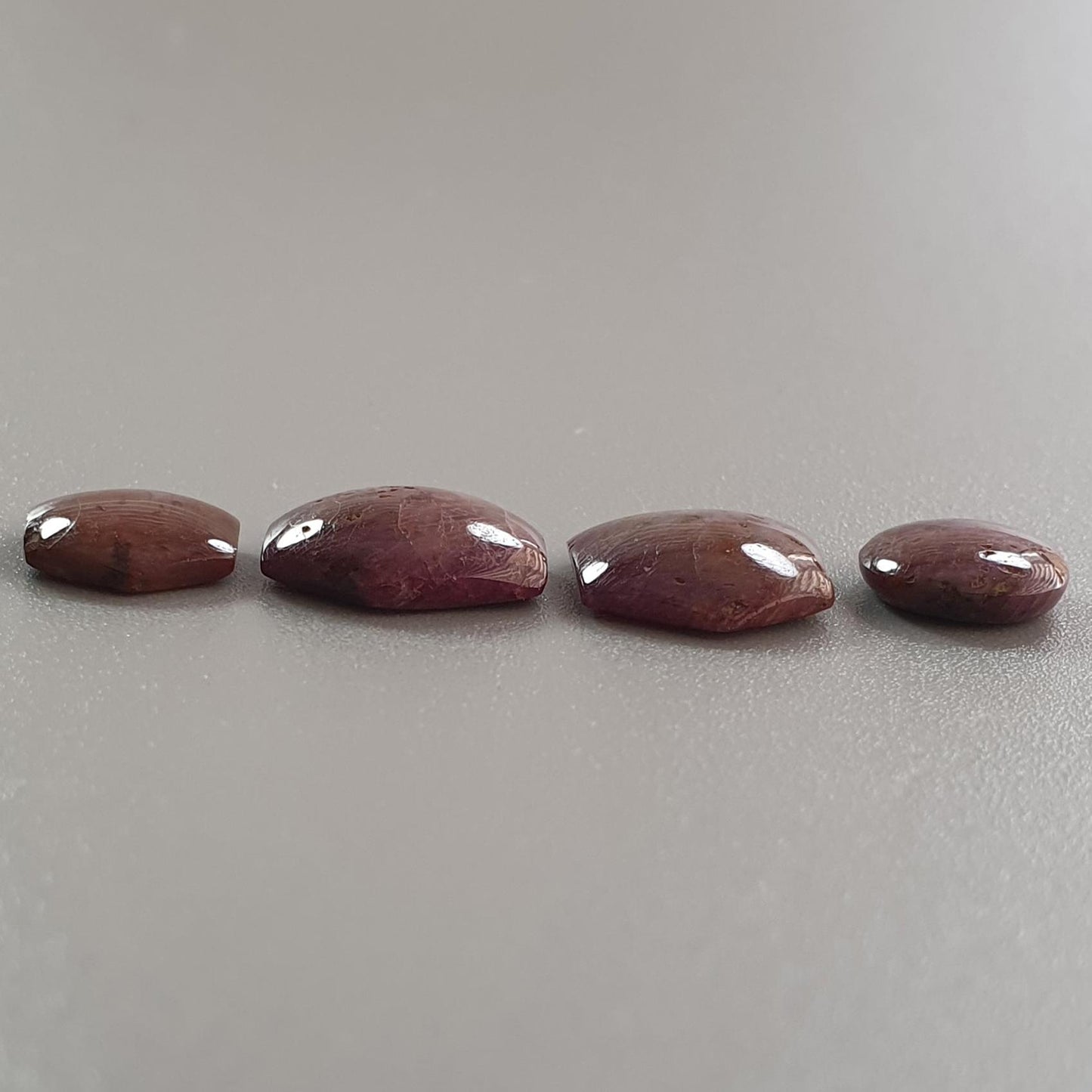 Star Ruby Oval & Hexagon Cabochon Gemstone : 29.50cts Natural Unheated Star Ruby Oval & Hexagon Cabochon 12*10mm -17*13mm 4pc For Jewelry