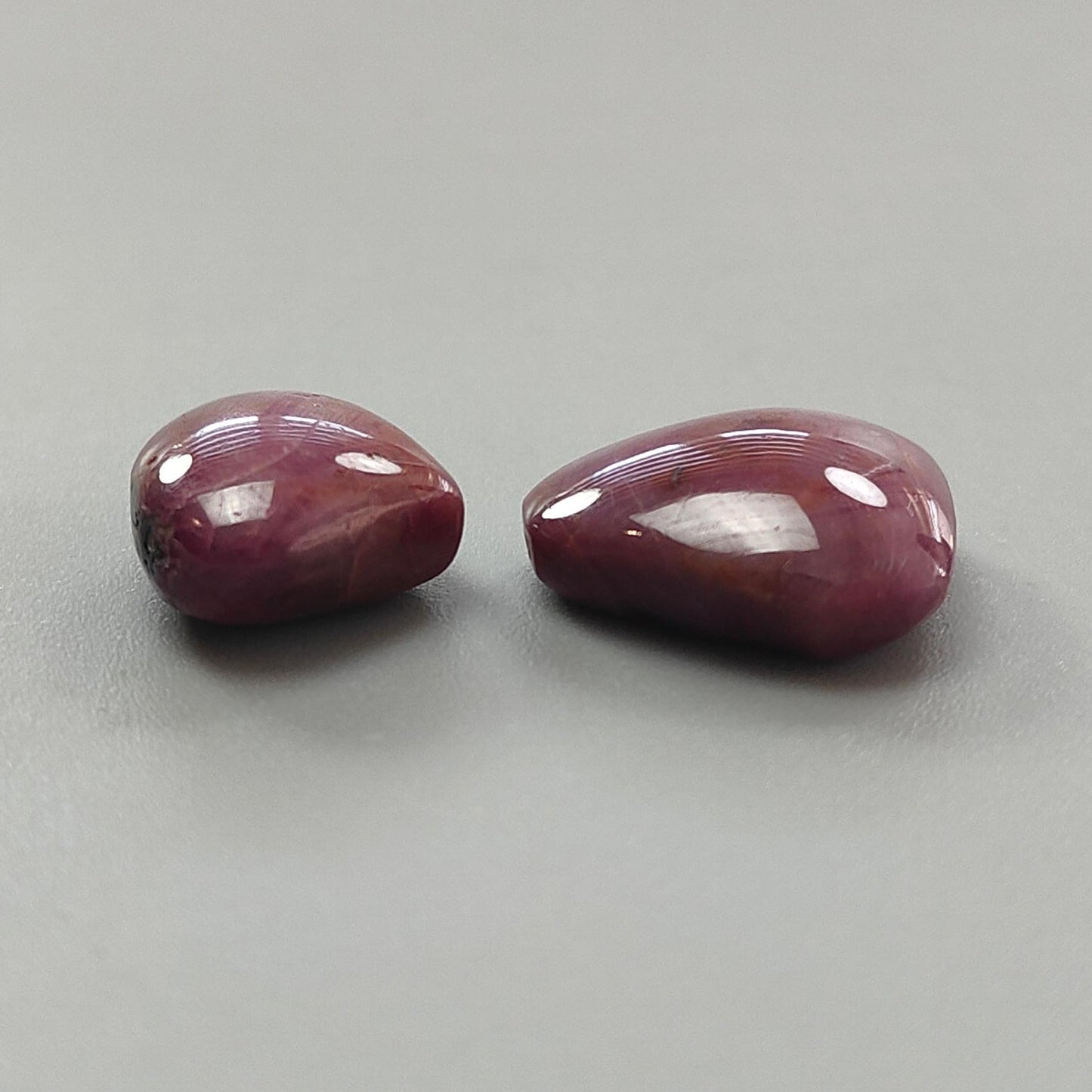 Star Ruby Gemstone Cabochon: 33.50cts Natural Untreated Unheated 6Ray Star Ruby Fancy Shape 13*15mm - 17*16mm 2pcs Set July Birthstone