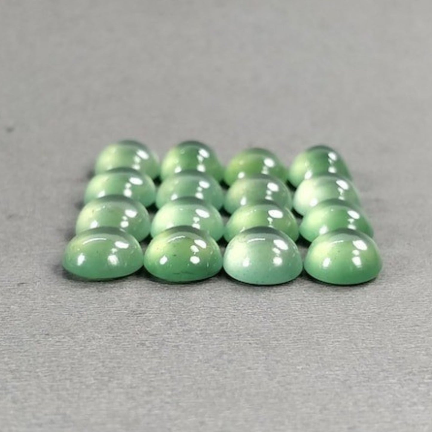 蛇纹石天然宝石