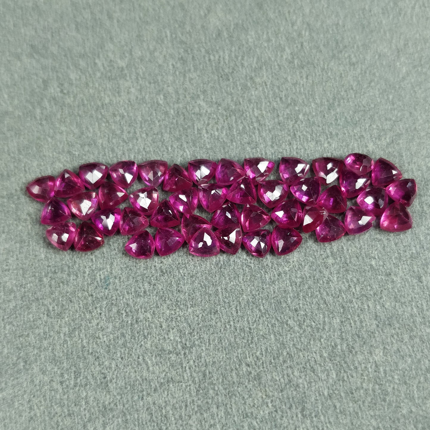 Pinkish Red RUBY Gemstone Normal Cut : 9.50cts Natural Glass Filled Ruby Trillion Shape 4mm 45pcs