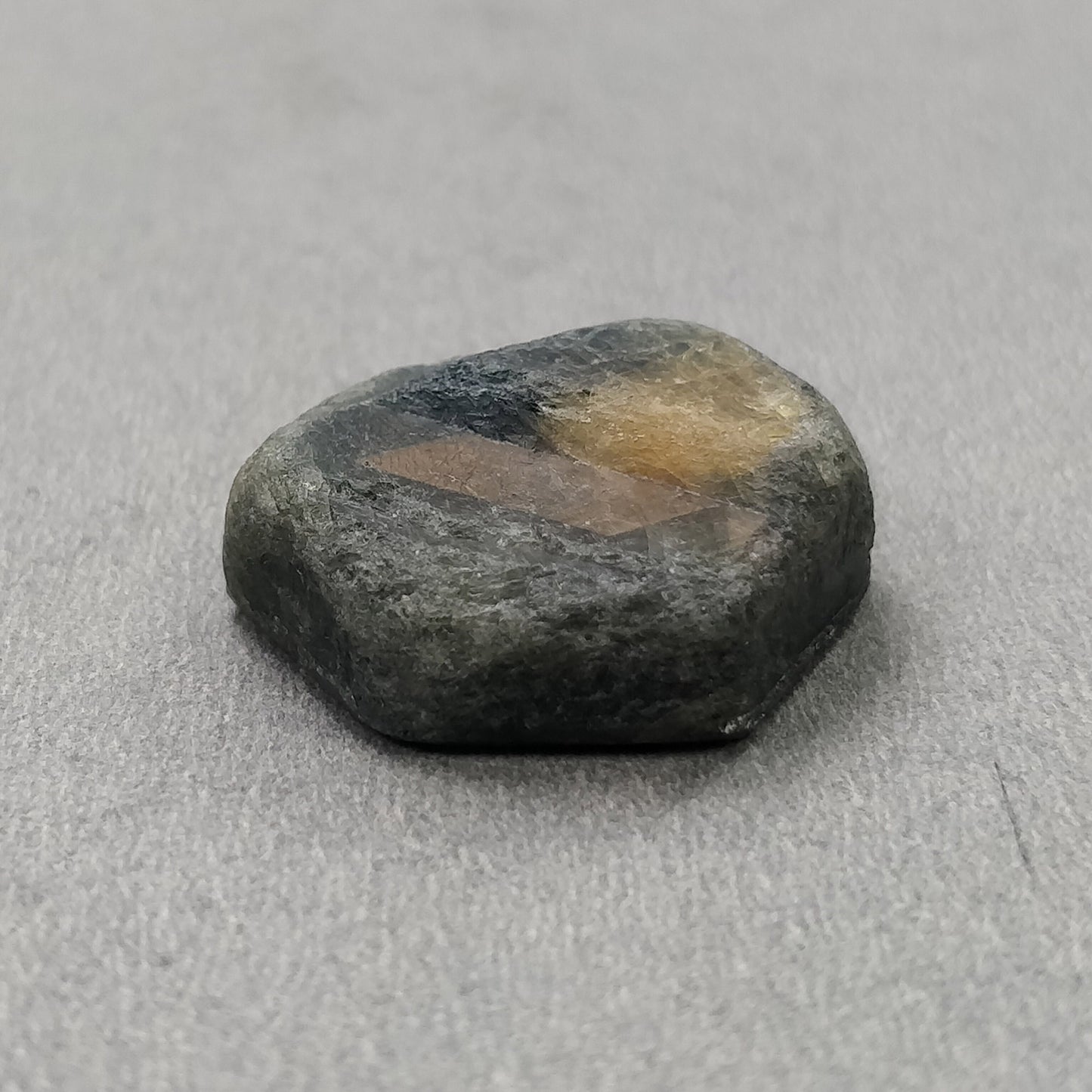 RECORD KEEPER Blue SAPPHIRE Gemstone Crystal : 41.55cts Natural Untreated Unheated Triangle Formative Sapphire Rough Specimen 23*20mm