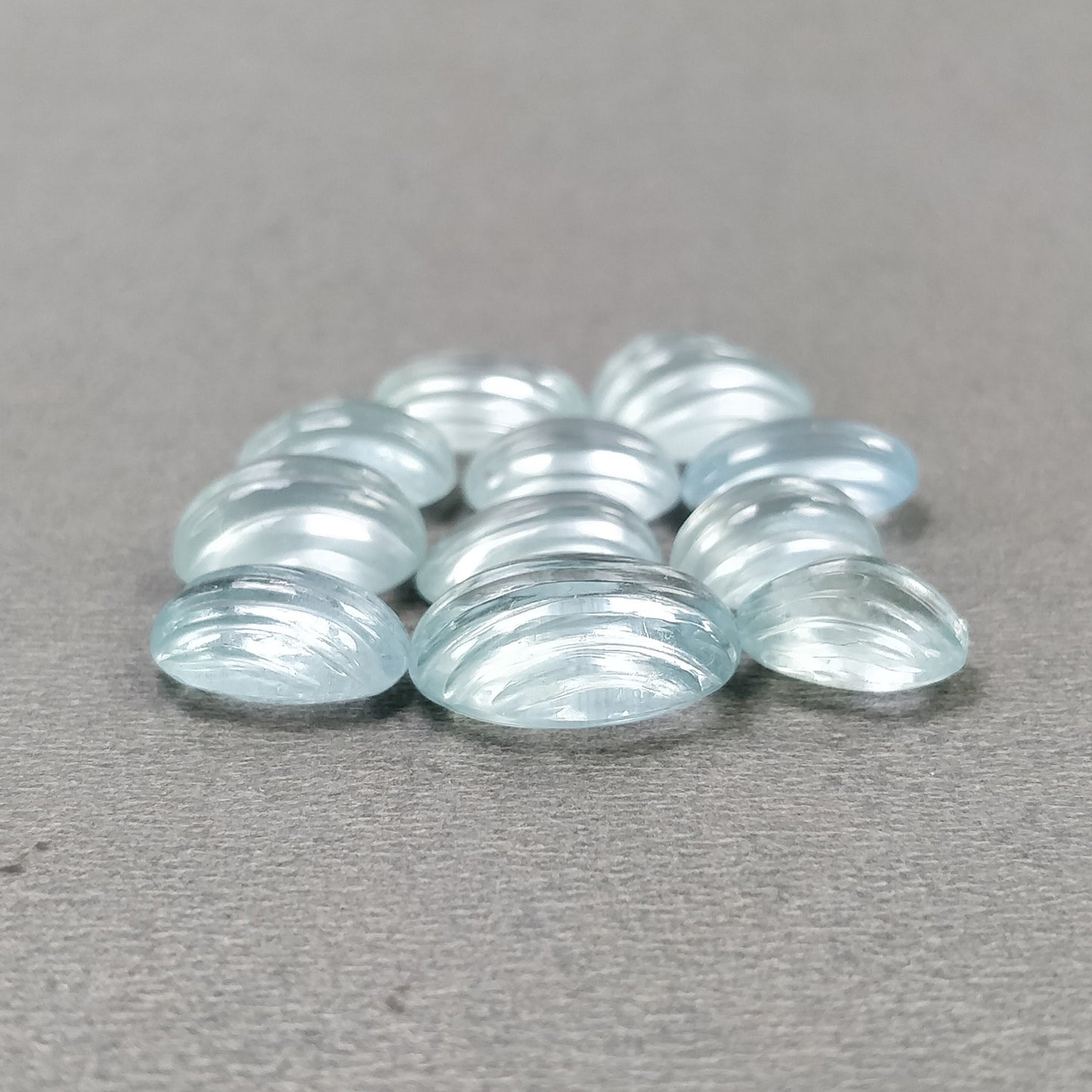 Aquamarine Gemstone Carving : 43.65cts Natural Untreated Blue Aquamarine Hand Carved Oval Shape 10*8.5mm - 14.5*11mm 11pcs