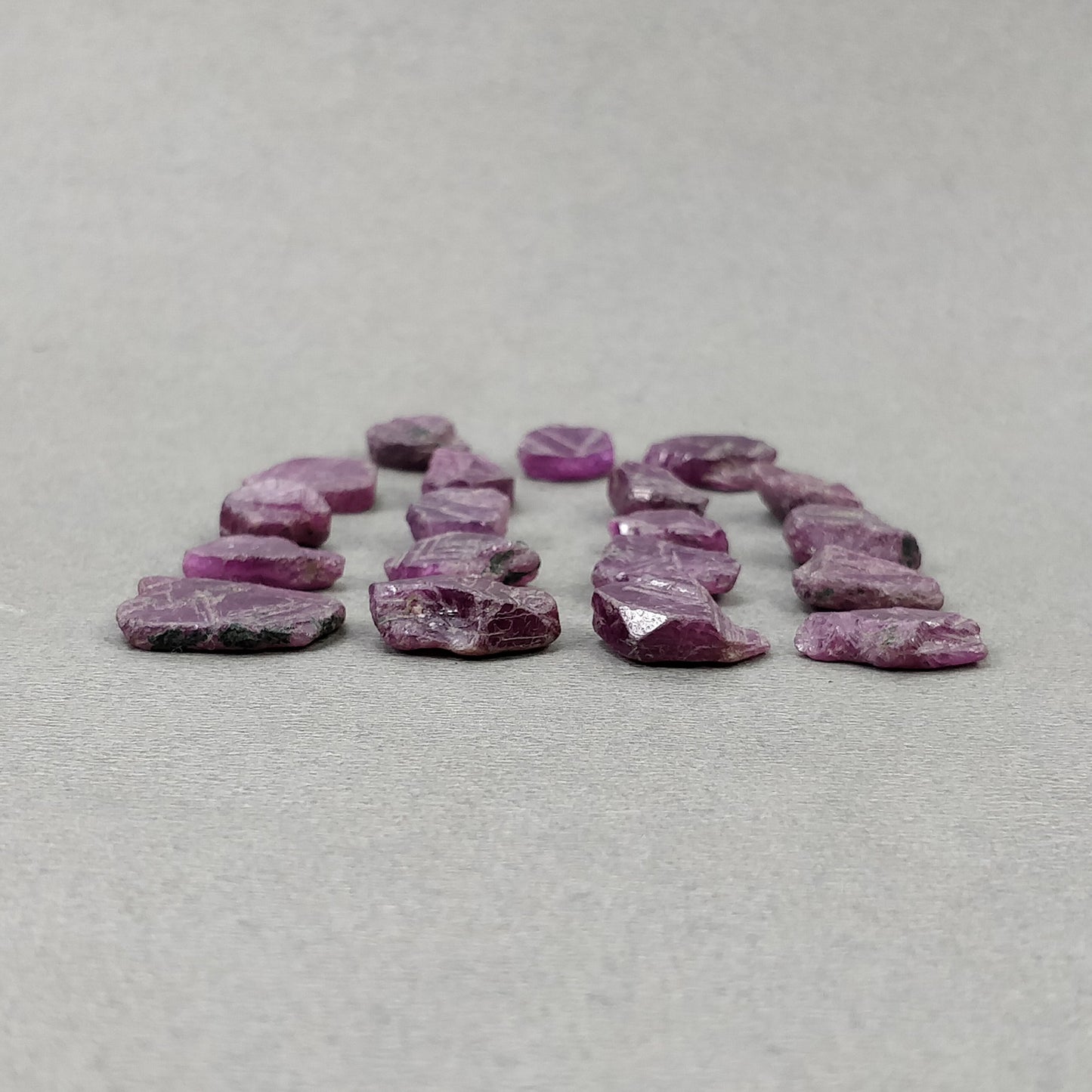 Record Keeper Ruby Gemstone Crystal: 85.90cts Natural Untreated Red Ruby Triangle Formative Specimen 9*8mm - 16.5*12mm 19pcs Set