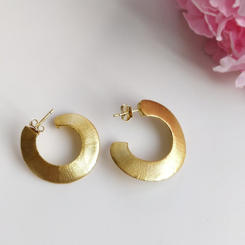 Handmade Brass Earring : 1.25" 18k Gold Plated 8.00GMS Brass Boho Style Dainty Hoop Push Back Earring Gift For Her