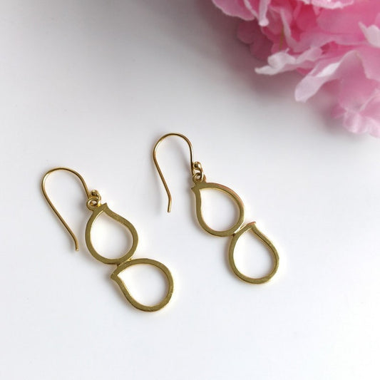 Handmade Brass Earring : 1.50" 18k Gold Plated 2.50GMS Brass Boho Style Leaf Shape Hook Earring Gift For Her