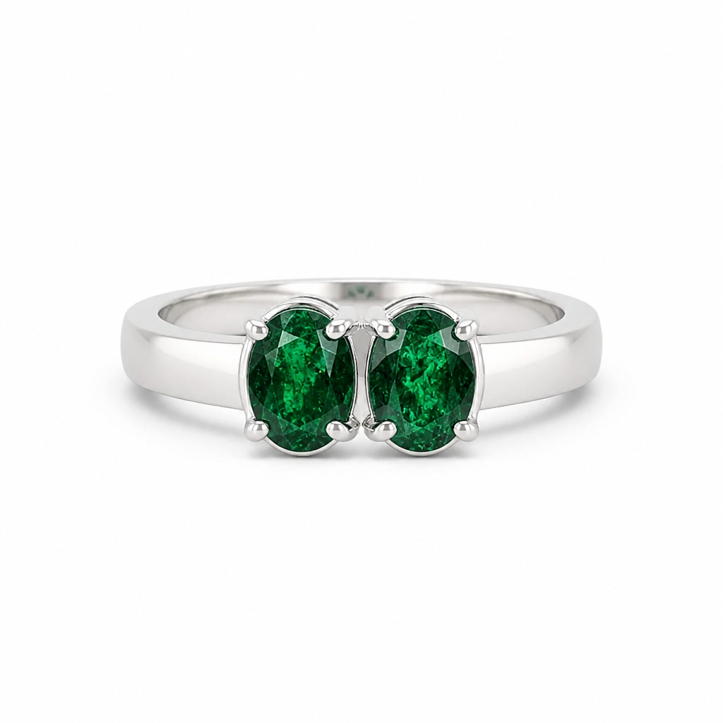 Emerald Gemstone Silver Ring