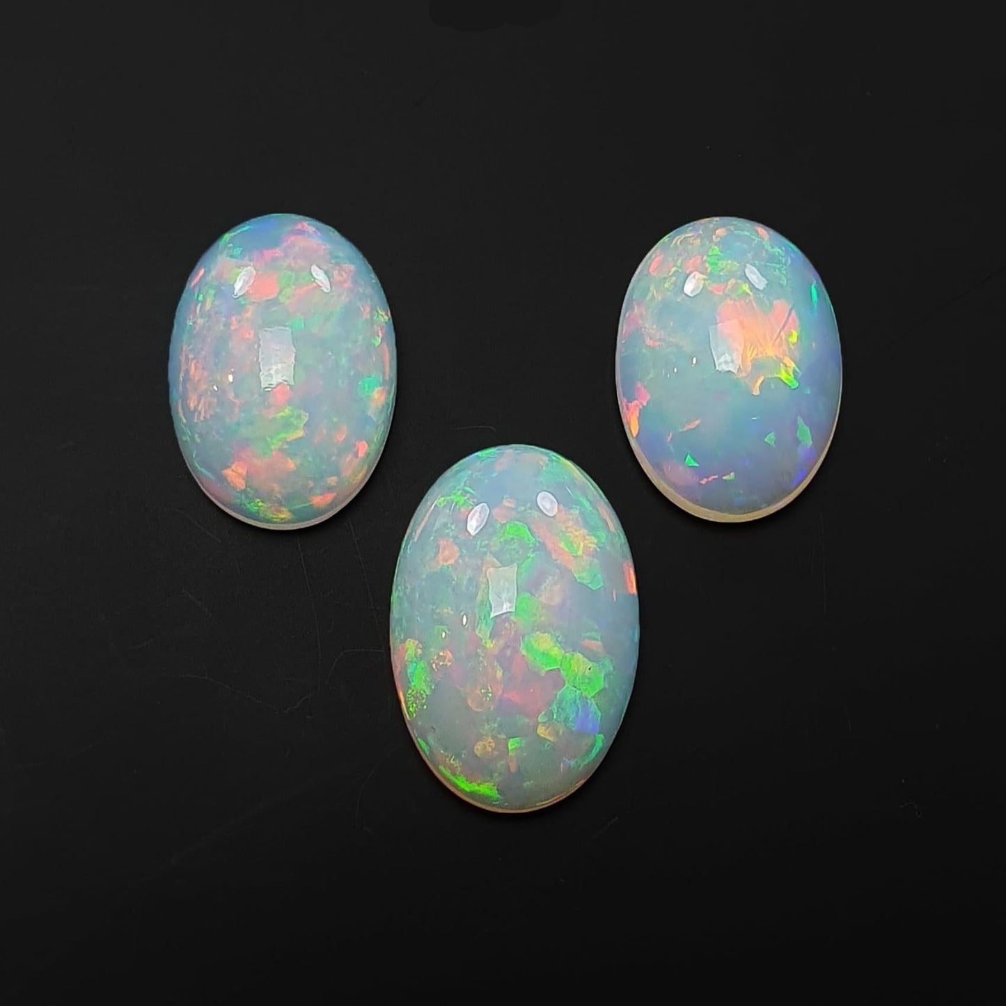 ETHIOPIAN OPAL Gemstone Cabochon : 25.80cts Natural Untreated White Opal Cabochon Oval Shape 17.5*13mm - 21*14mm 3pcs Set For Jewelry