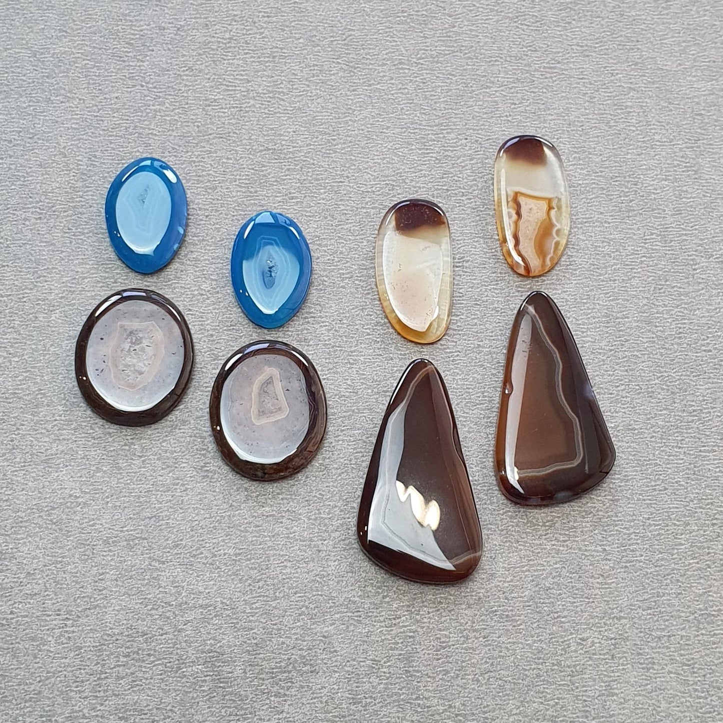 BOTSWANA AGATE Gemstone Cabochon : Natural Color Enhanced Bi-Color Agate Uneven Shape 8pcs Set