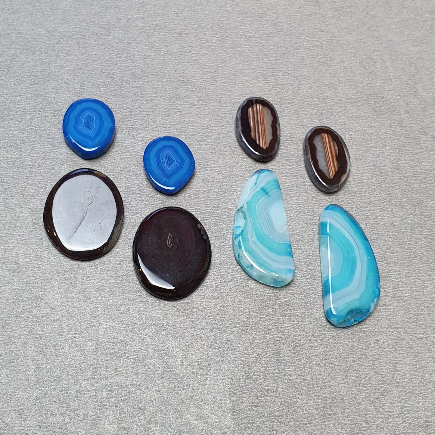 BOTSWANA AGATE Gemstone Cabochon : Natural Color Enhanced Bi-Color Agate Uneven Shape 8pcs Set