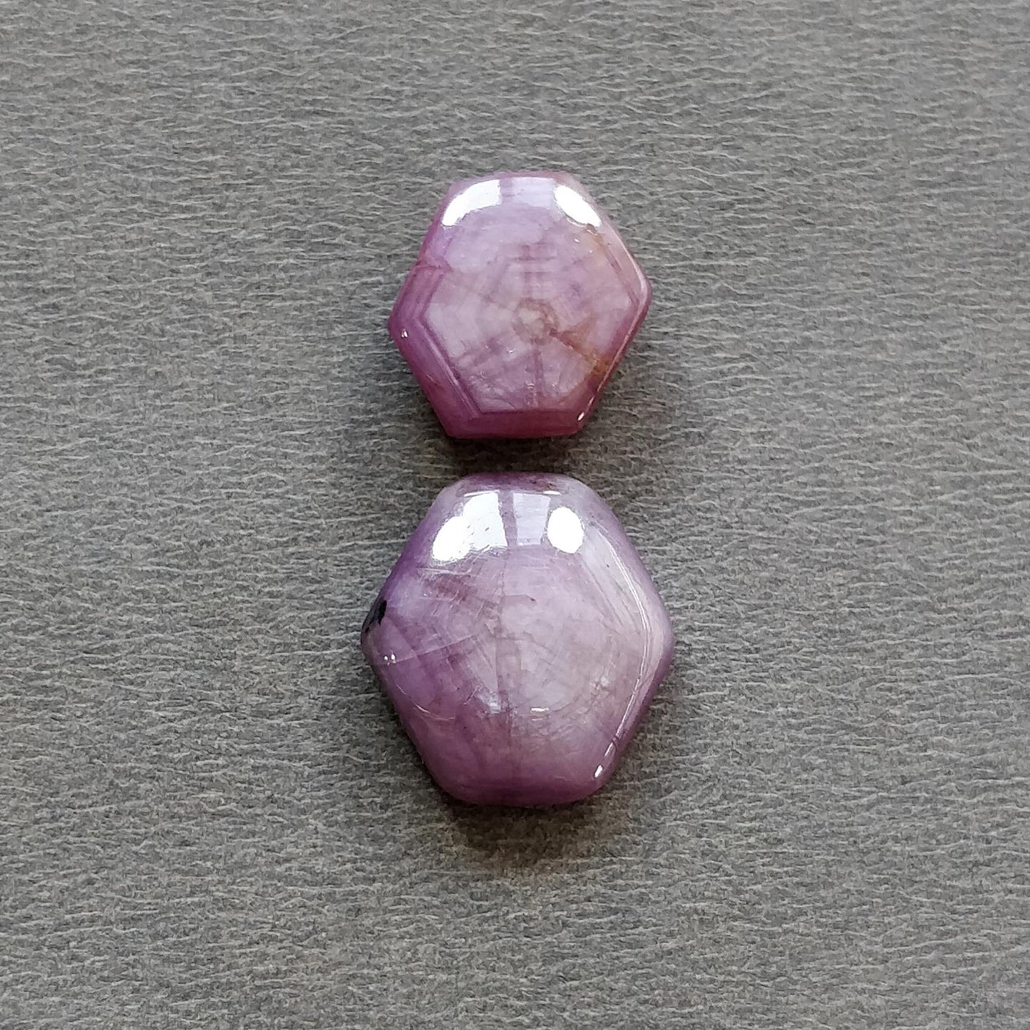 Star Trapiche Ruby Gemstone Cabochon : 22.80cts Natural Untreated Unheated 6Ray Star Ruby Hexagon Shape 15*12mm - 17.5*15mm 2pcs