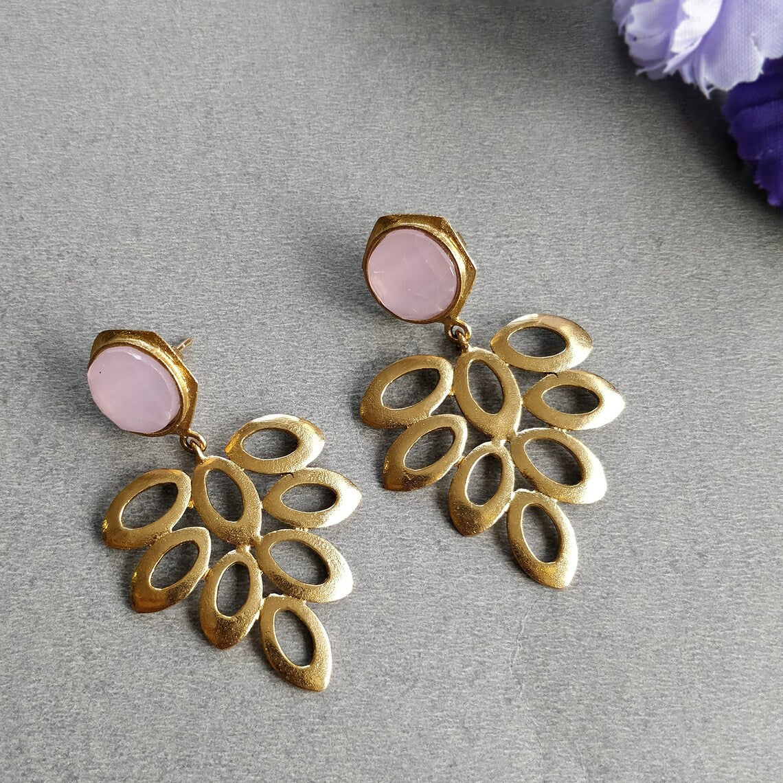 Pink Onyx Gemstone Earring : 2.25" Handmade Brass 18k Gold Plated 9.50gms Round Floral Design Faceted Bezel Setting Push Back Earring