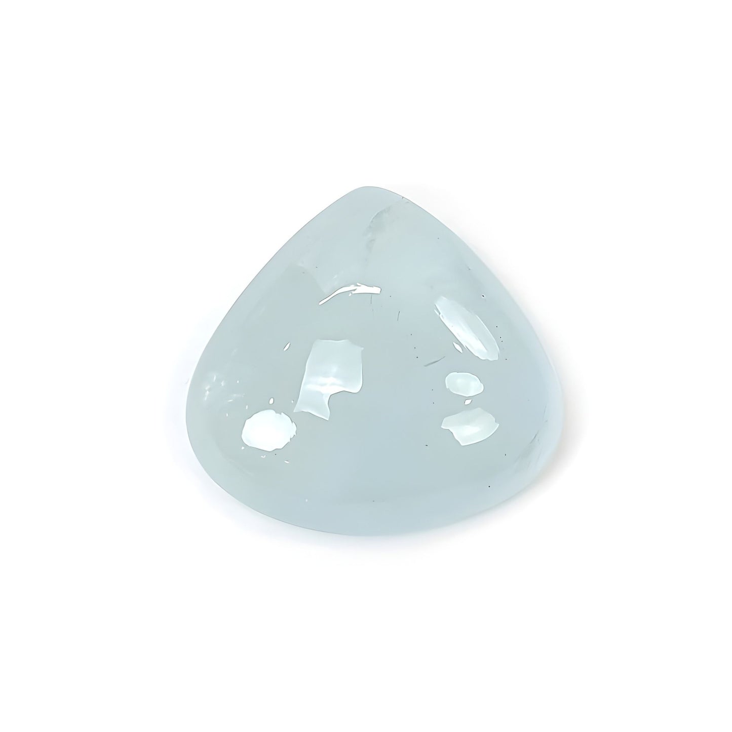 aquamarine ecabochon gemstone