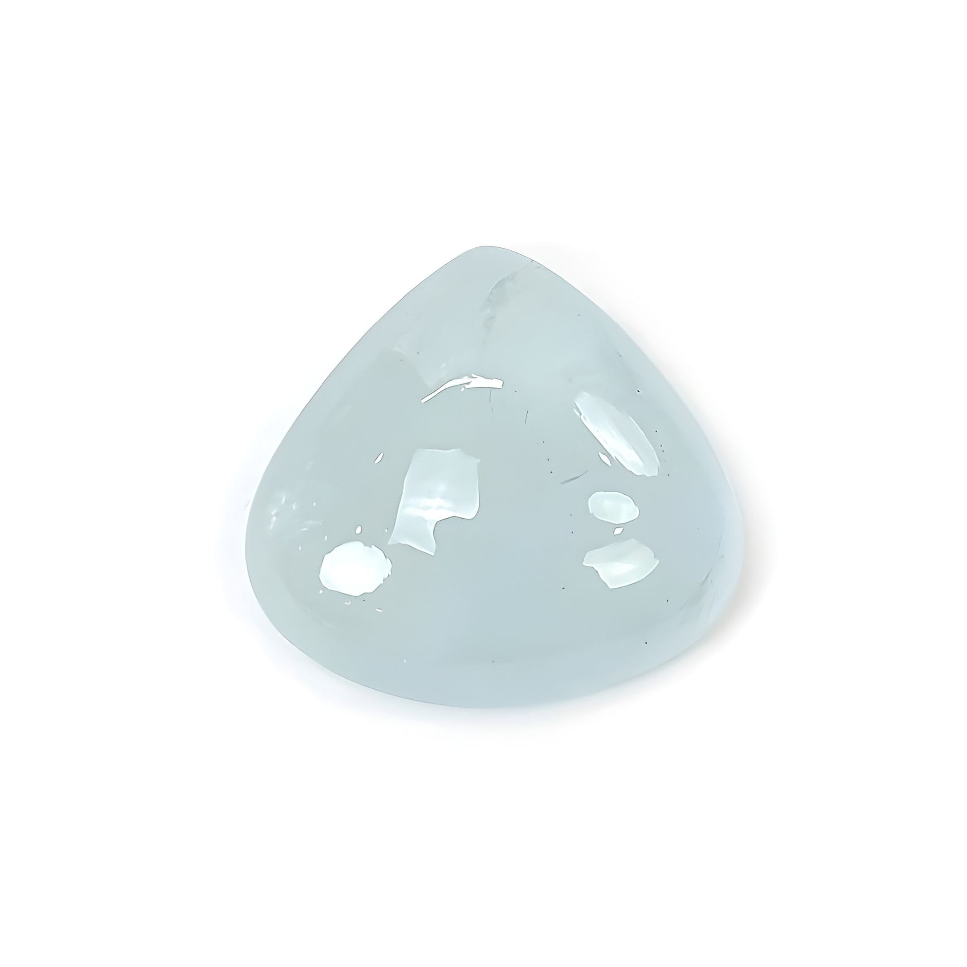 aquamarine ecabochon gemstone