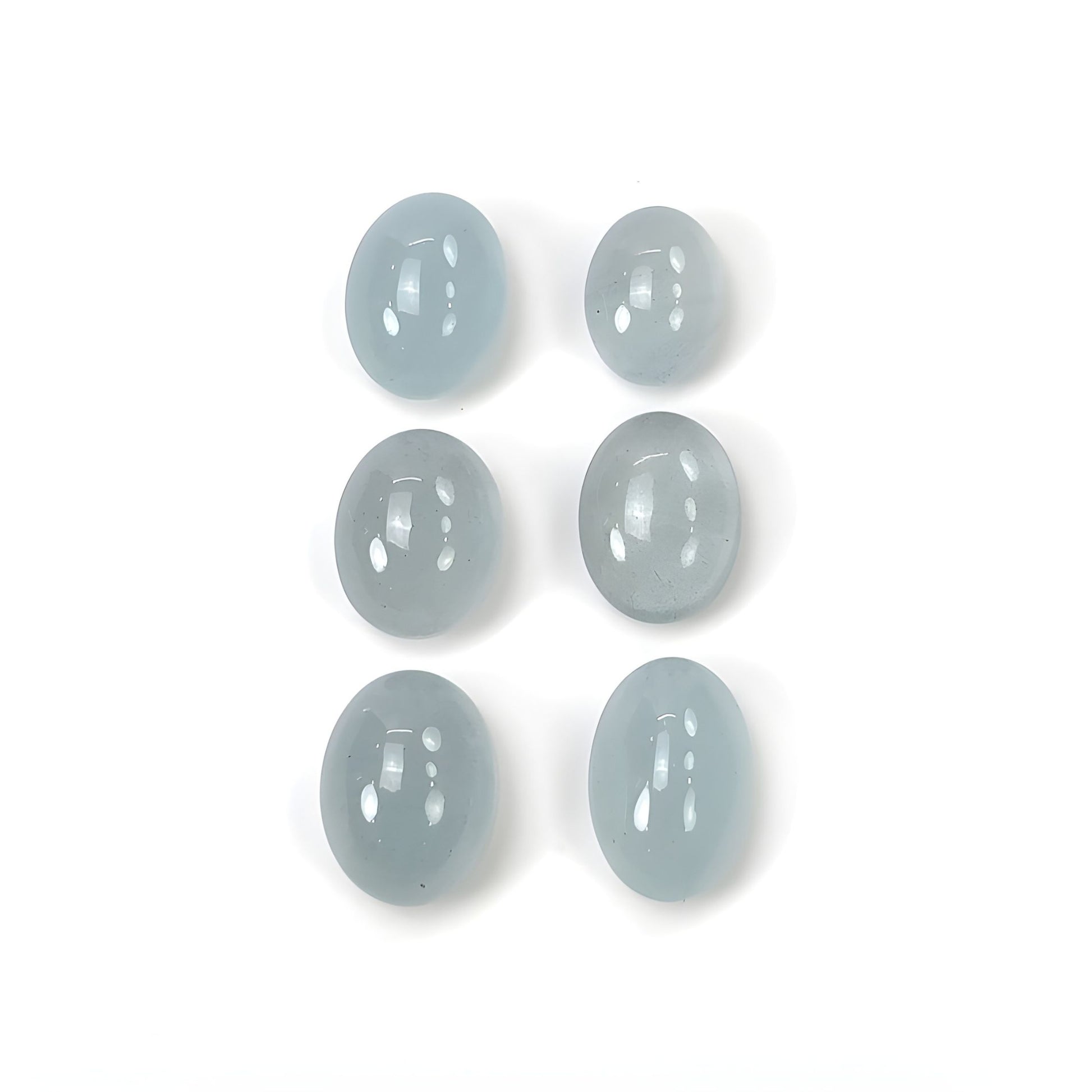 aquamarine cabochon gemstone
