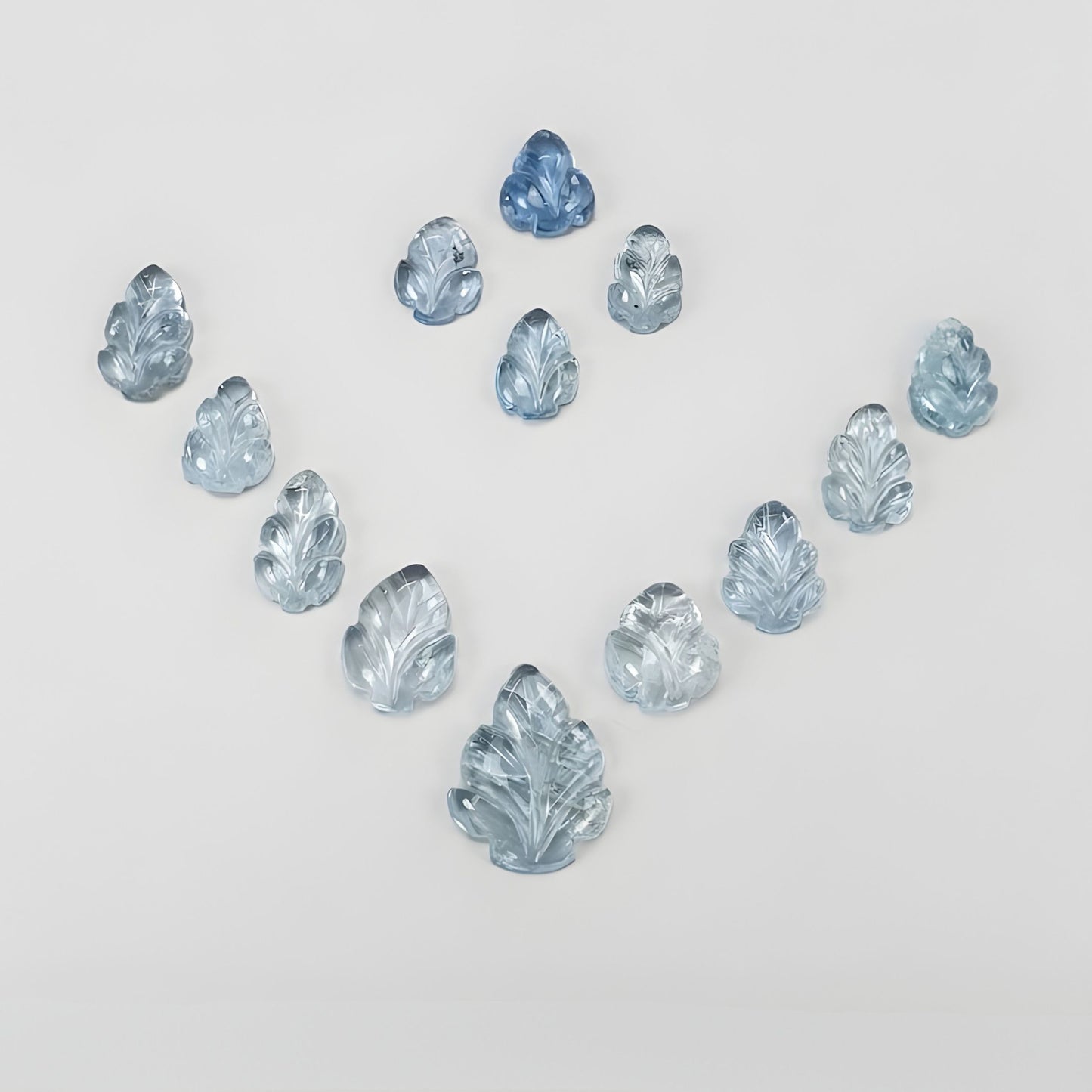 aquamarine carving gemstone