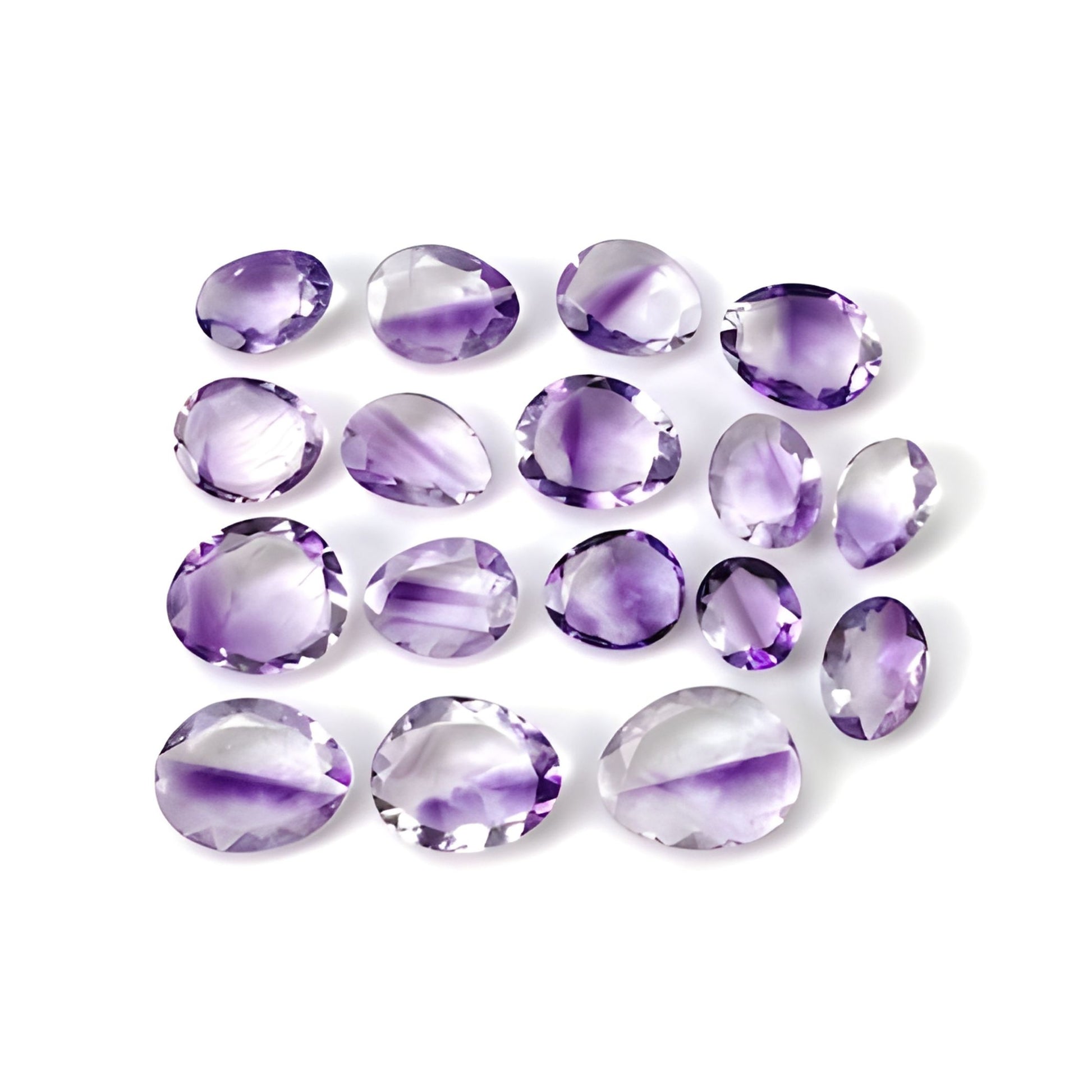 Amatista en forma de huevo con corte rosa