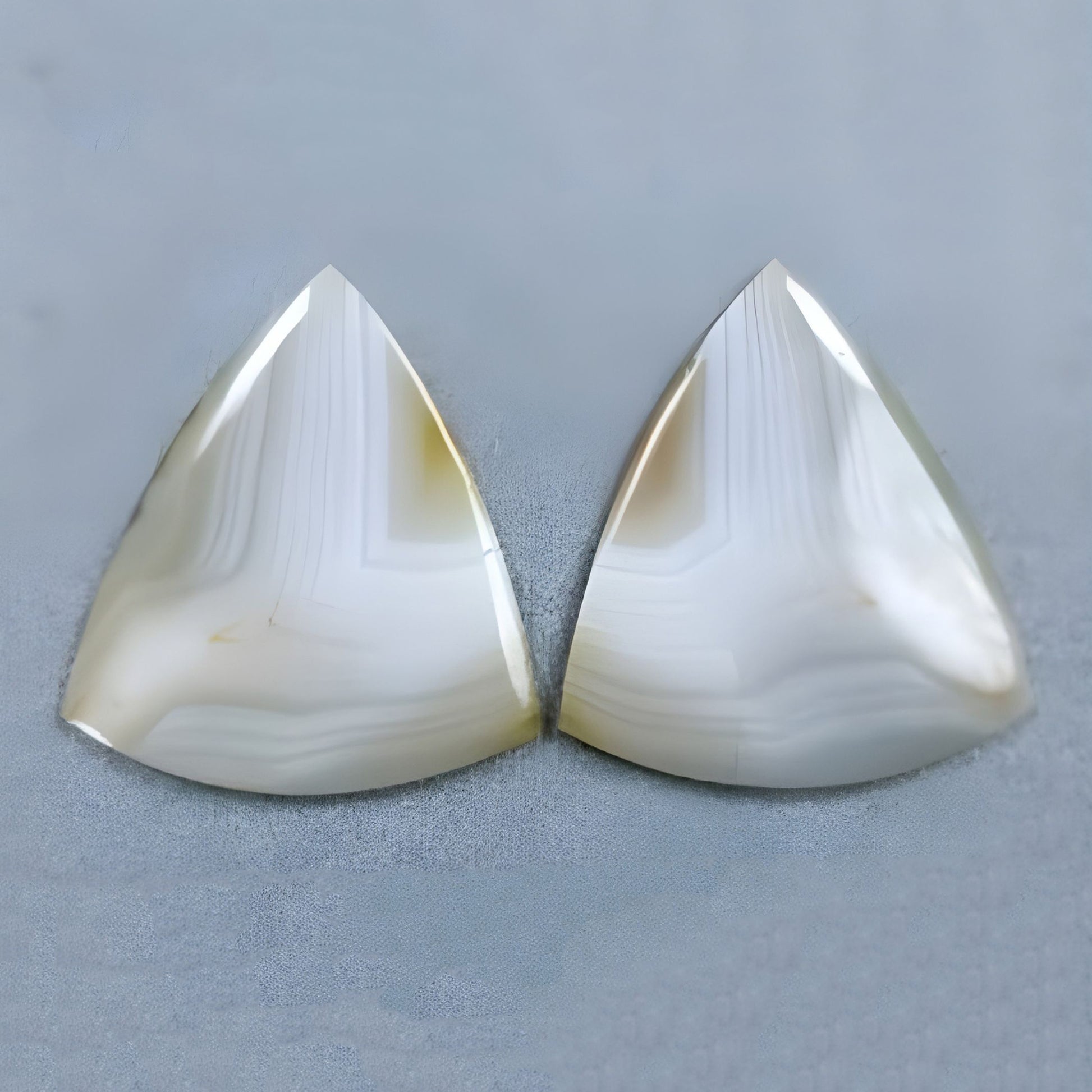pietra preziosa di agata liscia