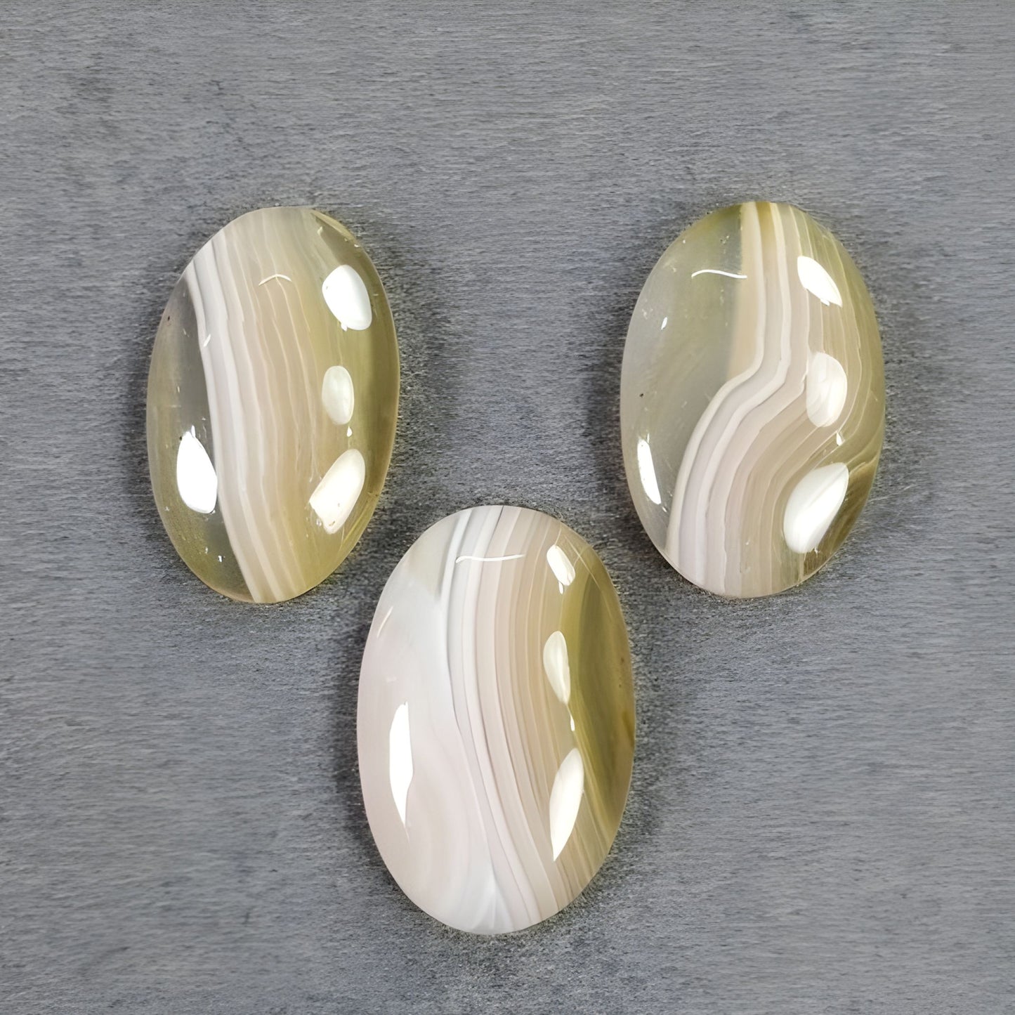 cabochon di agata naturale