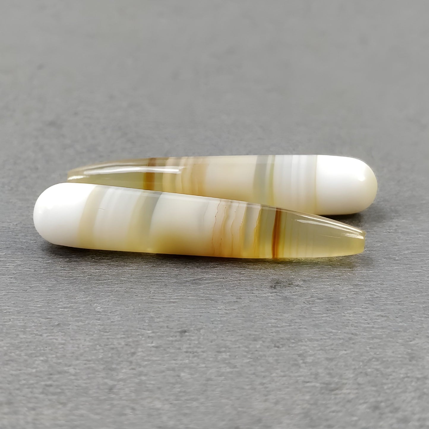 25.55cts Agate Gemstone Natural Untreated Cabochon Bi-Color Teardrop Shape 2pcs