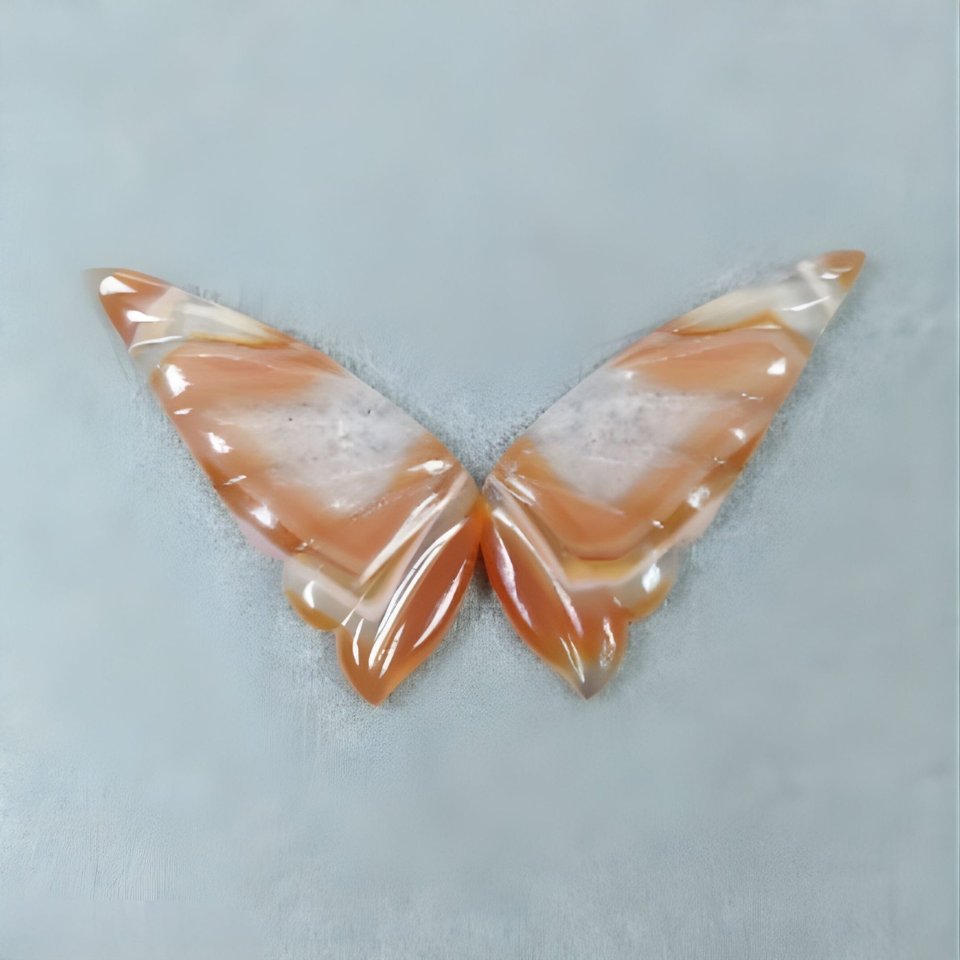 玛瑙雕刻宝石