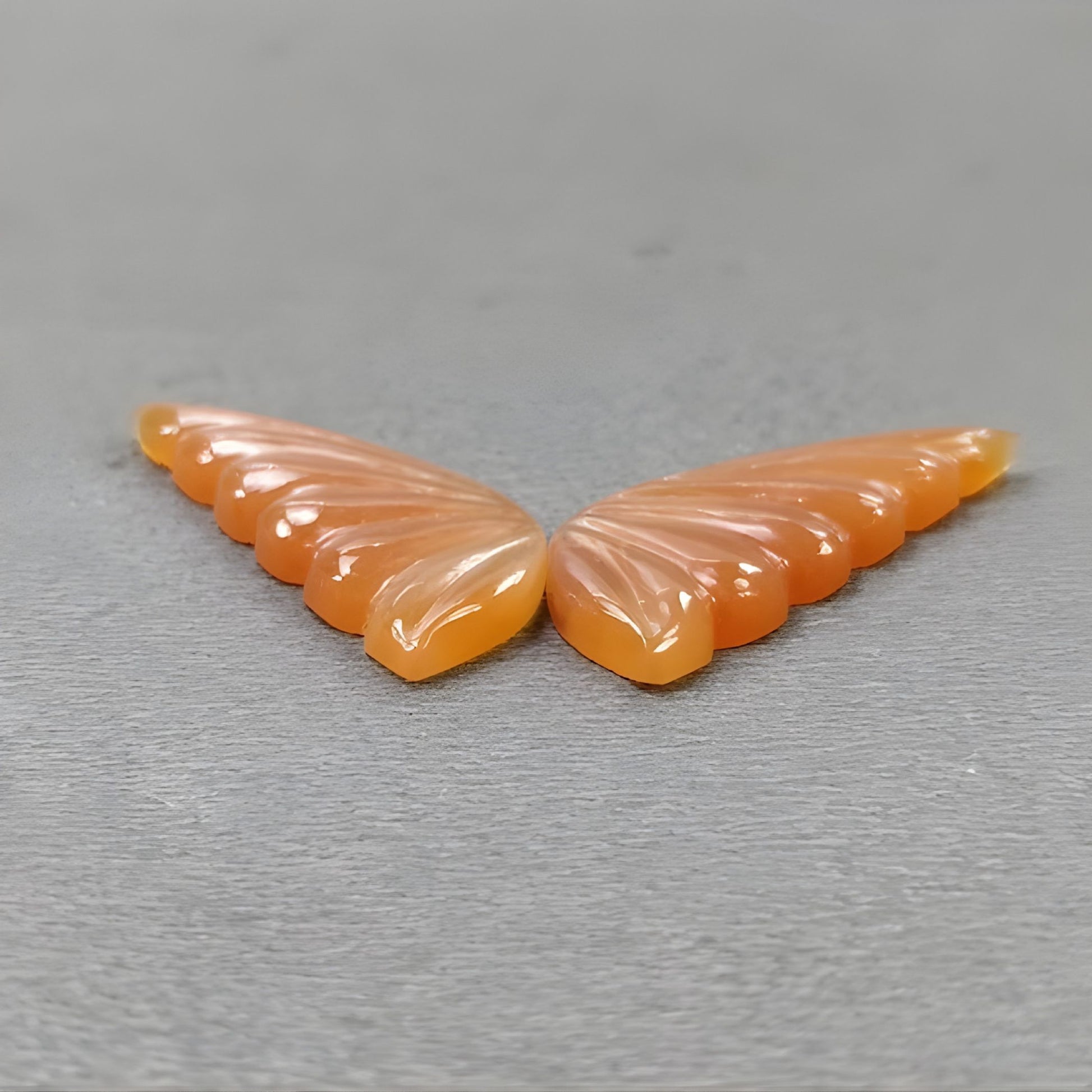 玛瑙天然雕刻宝石